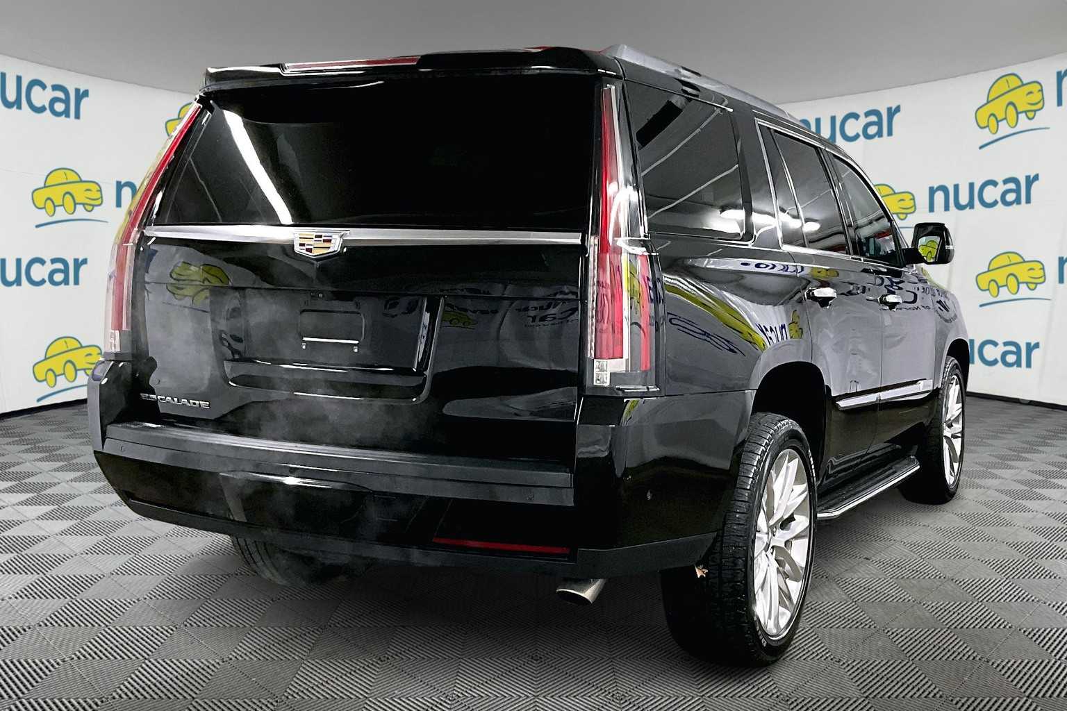 used 2018 Cadillac Escalade car, priced at $34,498