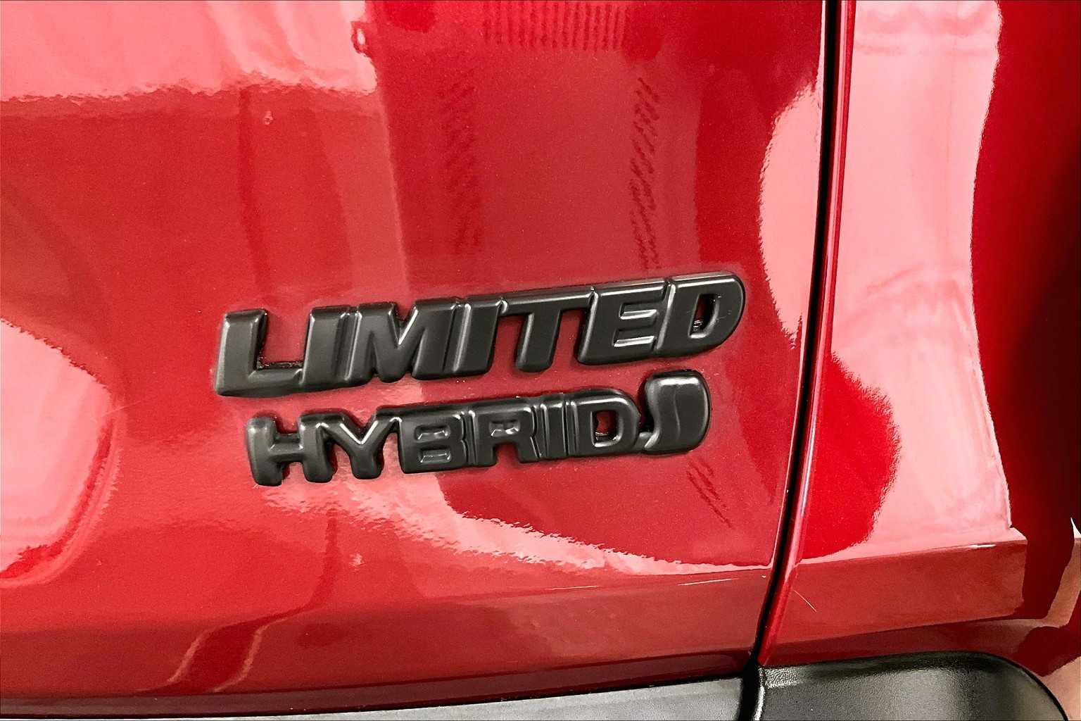 used 2019 Toyota RAV4 car, priced at $26,617