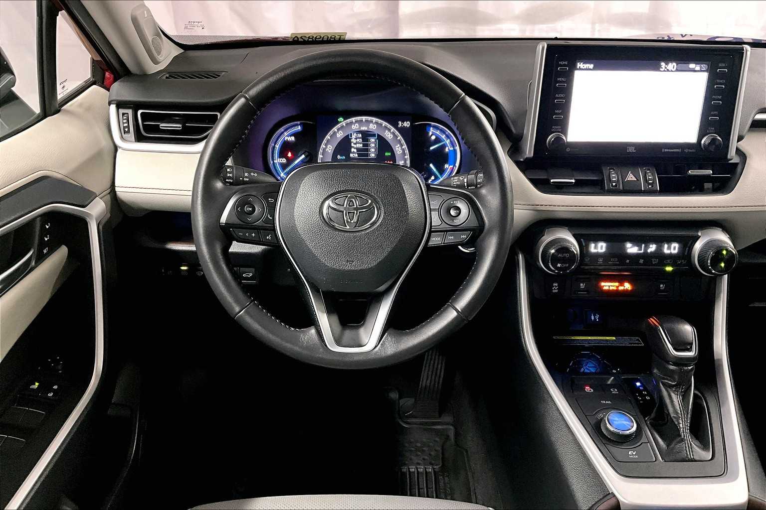 used 2019 Toyota RAV4 car, priced at $26,617