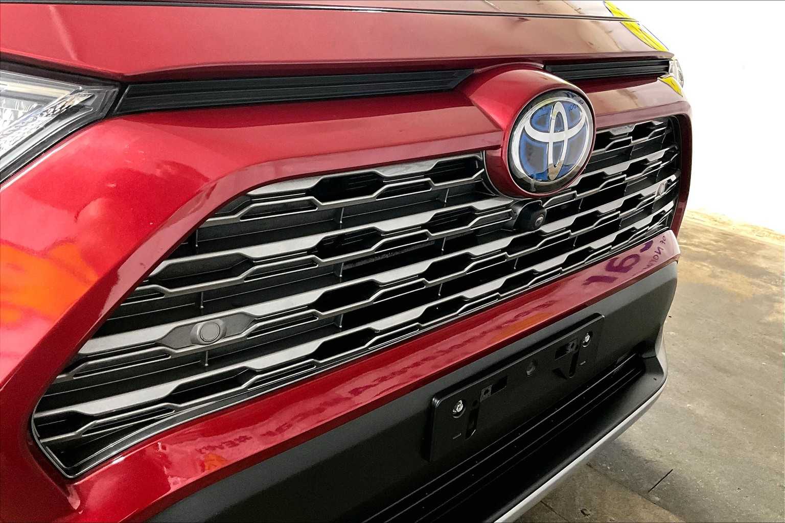 used 2019 Toyota RAV4 car, priced at $26,617