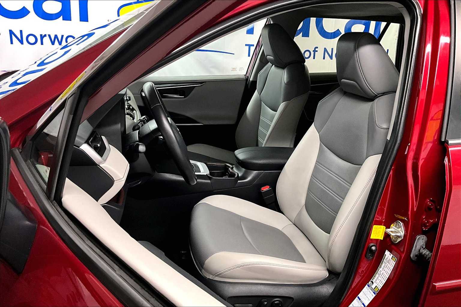 used 2019 Toyota RAV4 car, priced at $26,617