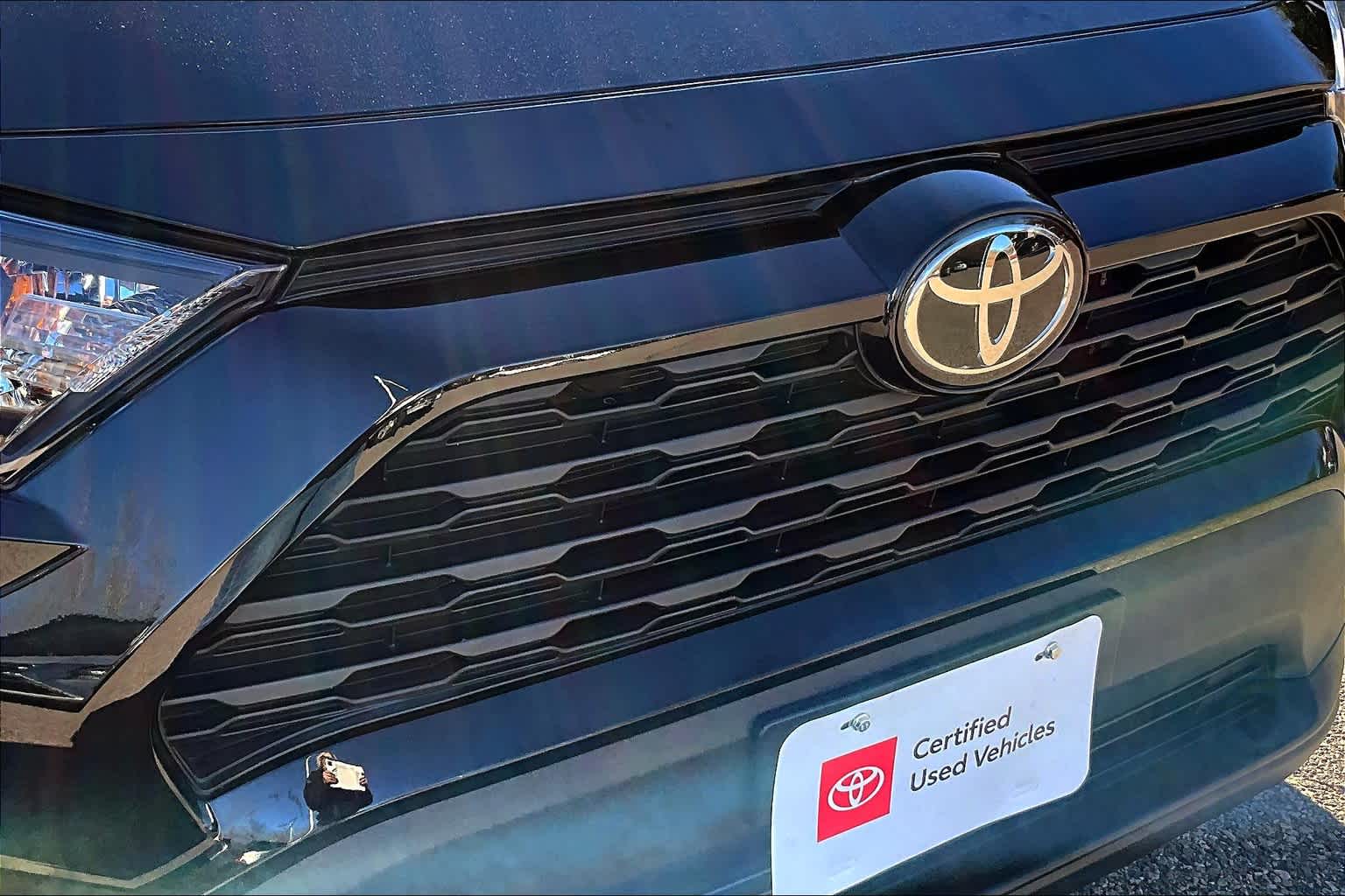 used 2021 Toyota RAV4 car, priced at $27,924