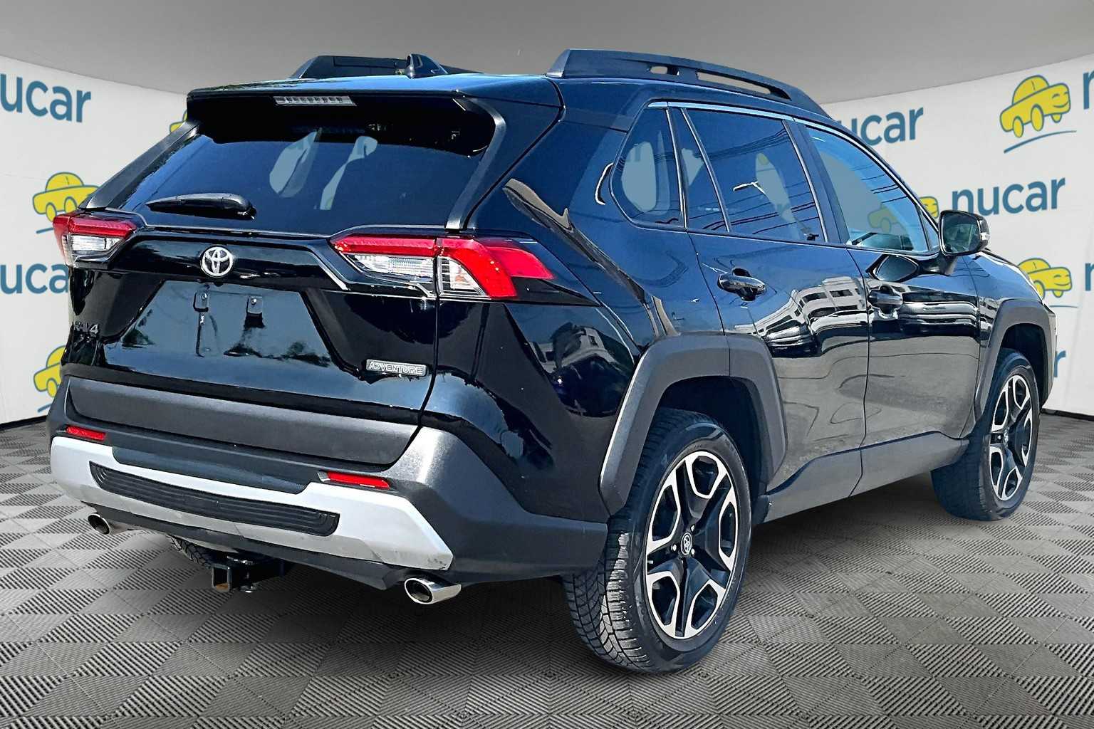 used 2019 Toyota RAV4 car, priced at $26,998