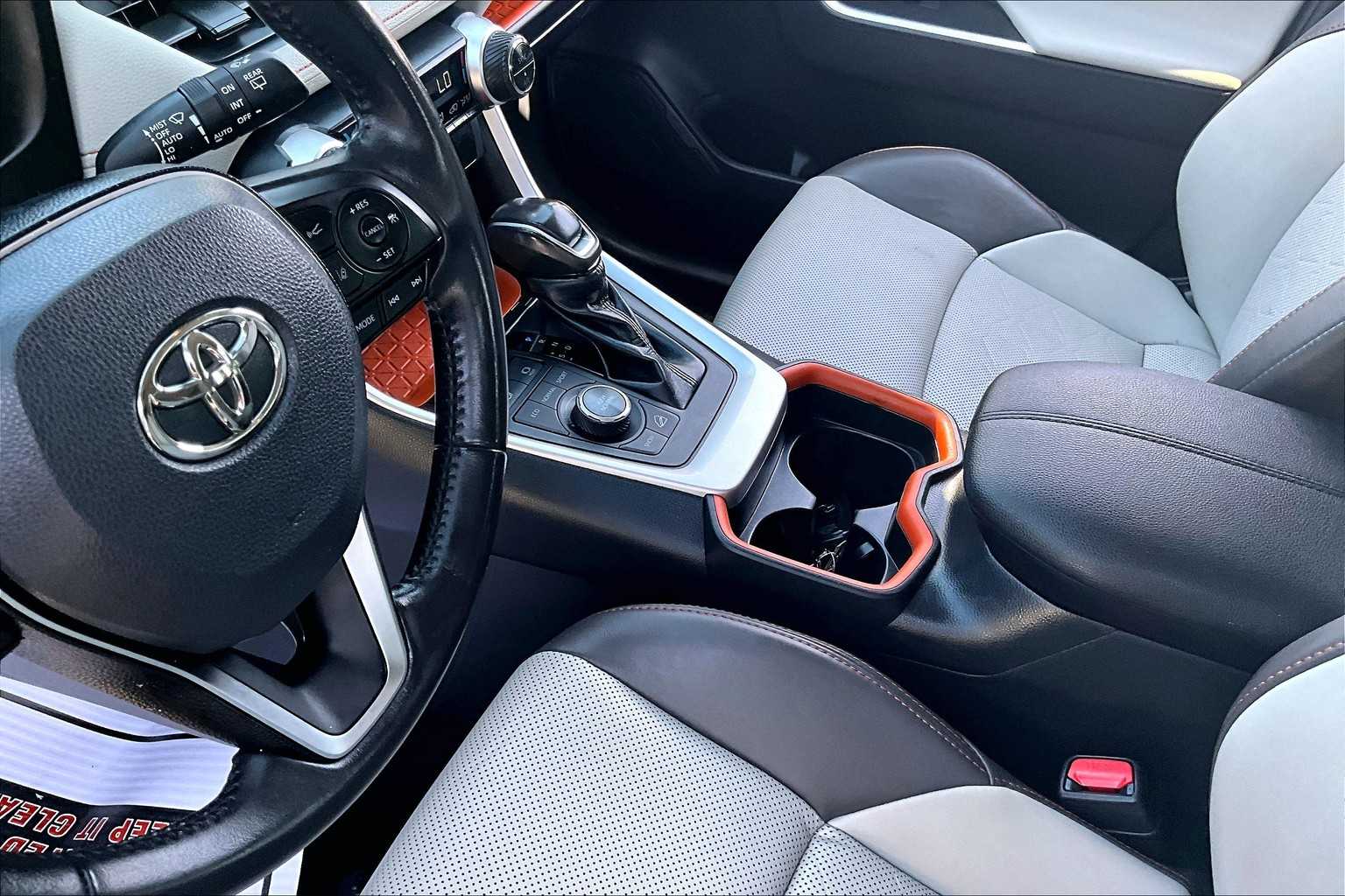 used 2019 Toyota RAV4 car, priced at $26,998