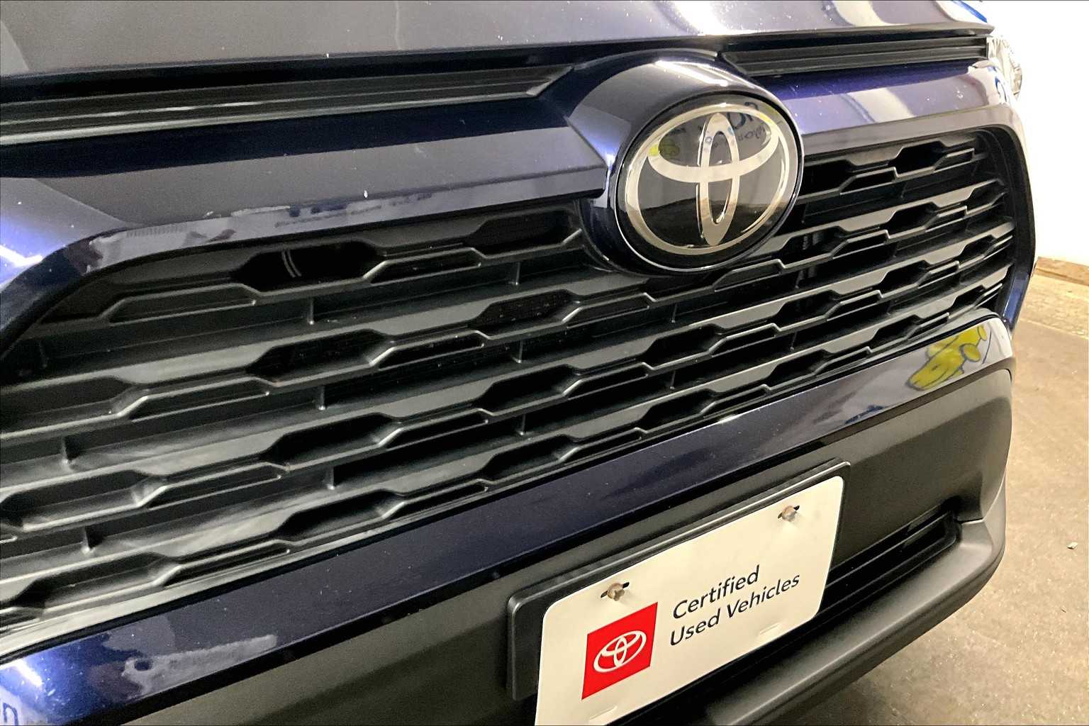 used 2019 Toyota RAV4 car, priced at $22,738