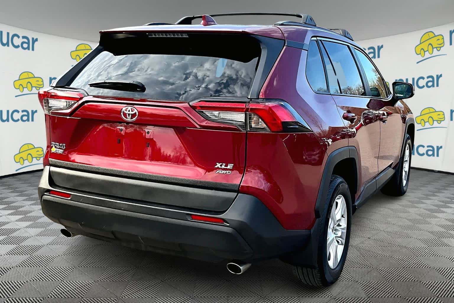 used 2021 Toyota RAV4 car, priced at $29,917