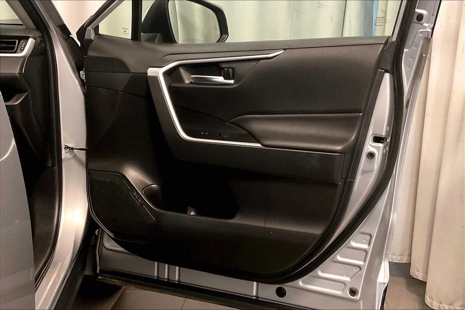used 2022 Toyota RAV4 car, priced at $30,299