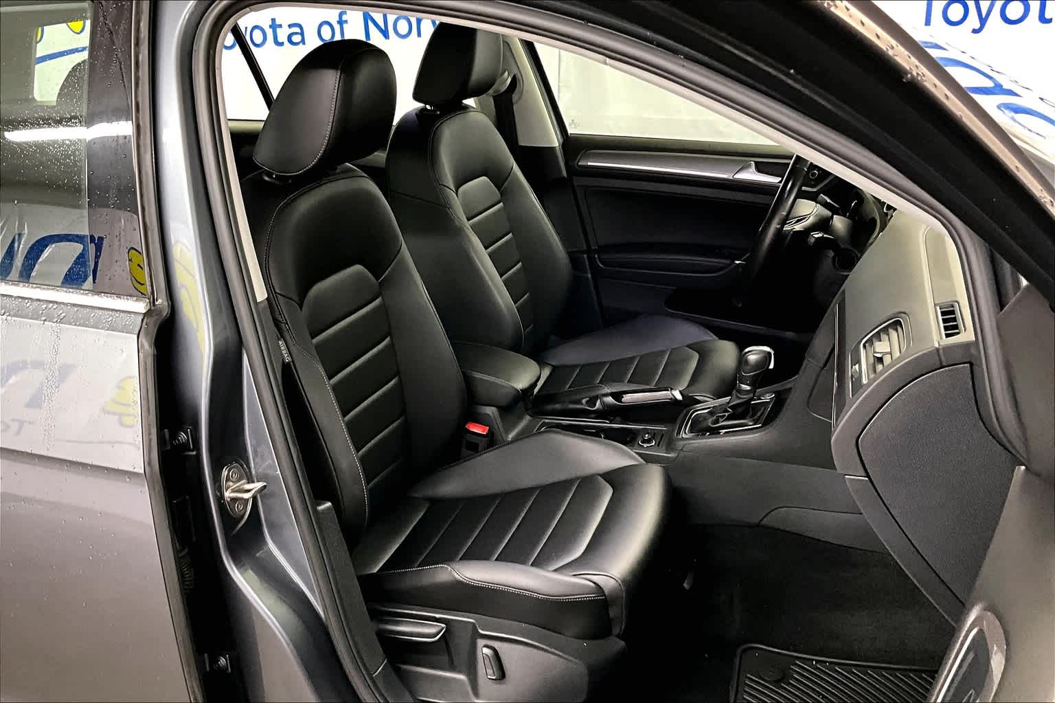 used 2018 Volkswagen Golf Alltrack car, priced at $17,491