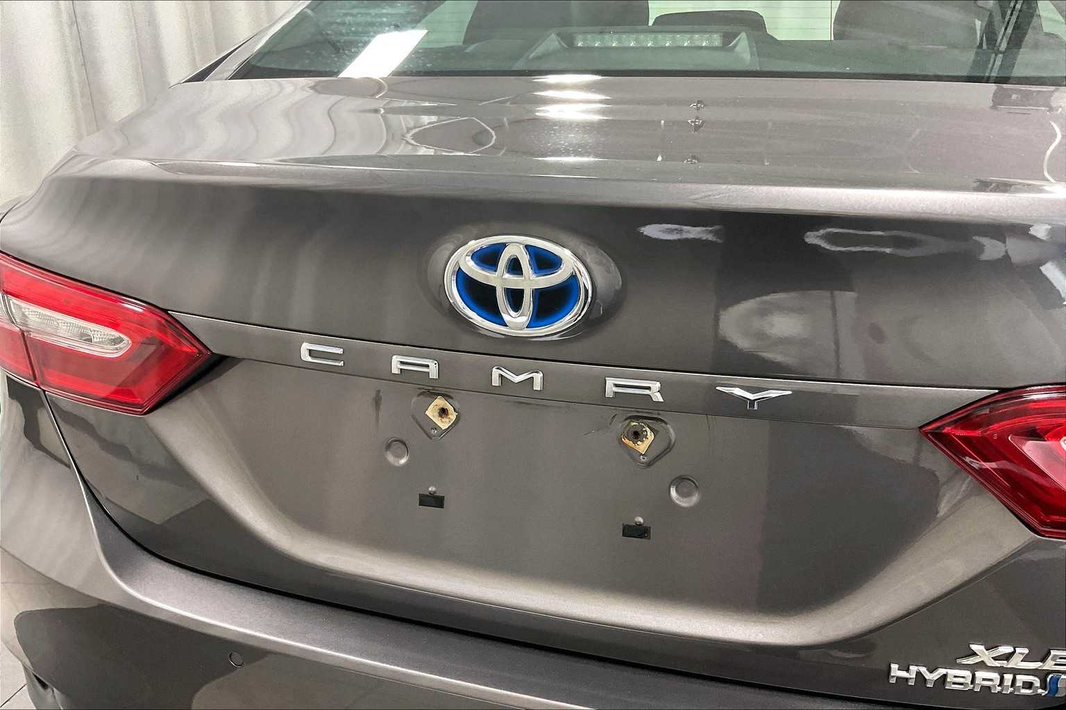 used 2018 Toyota Camry car, priced at $20,988