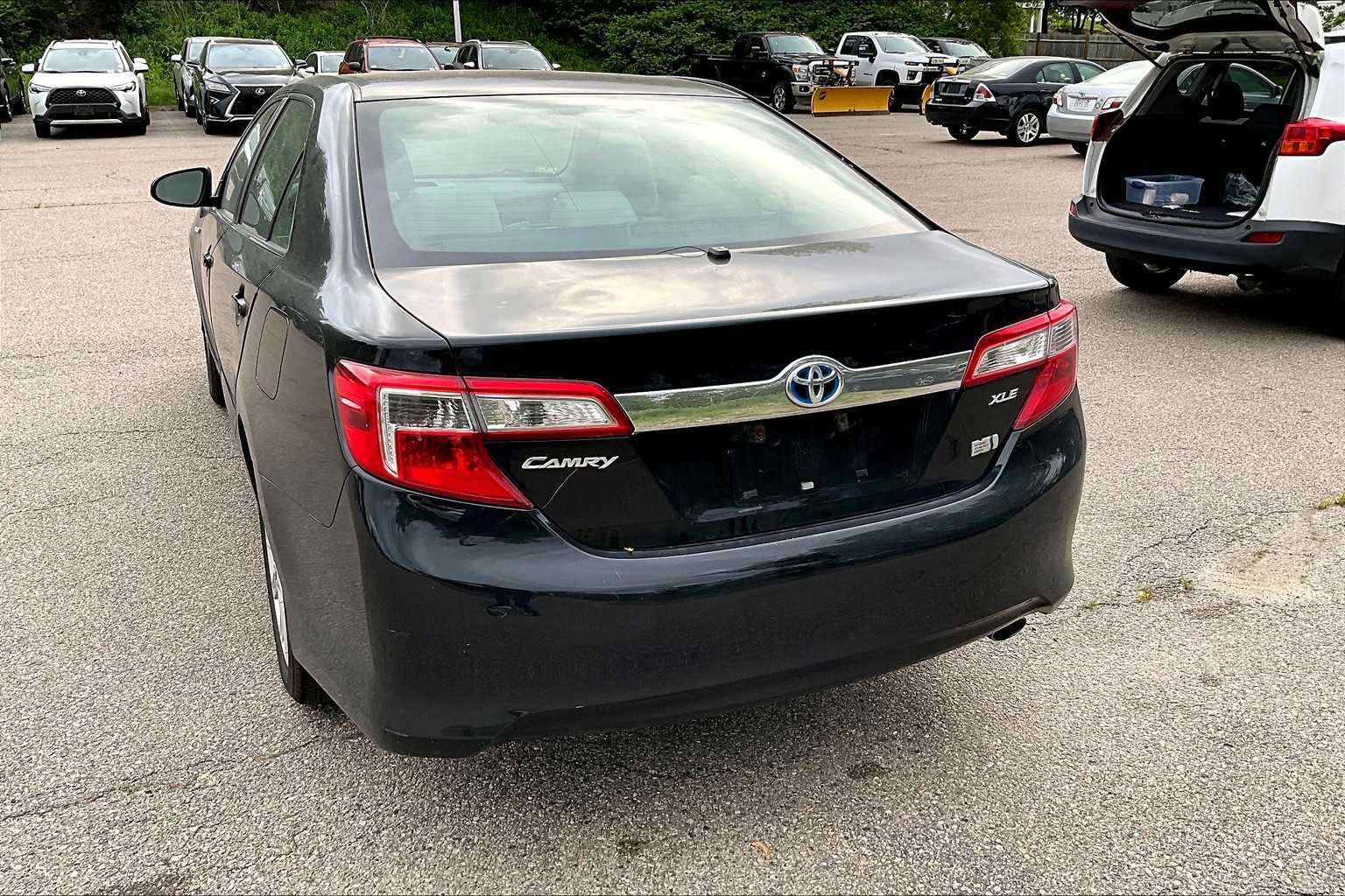used 2013 Toyota Camry Hybrid car, priced at $12,988