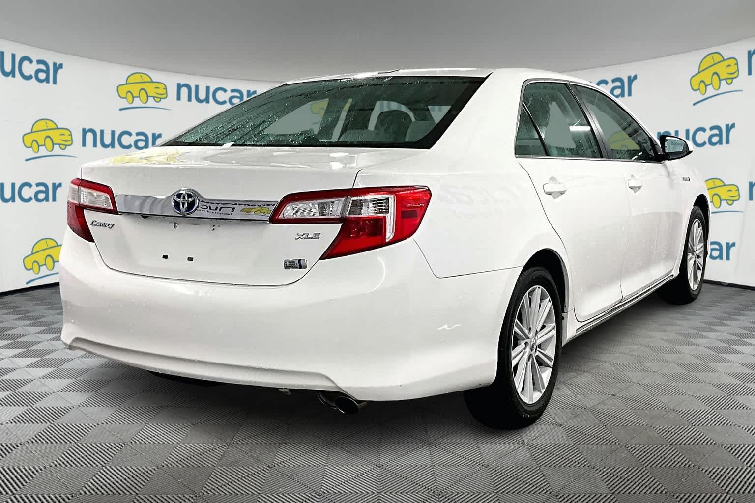 used 2014 Toyota Camry Hybrid car, priced at $15,988