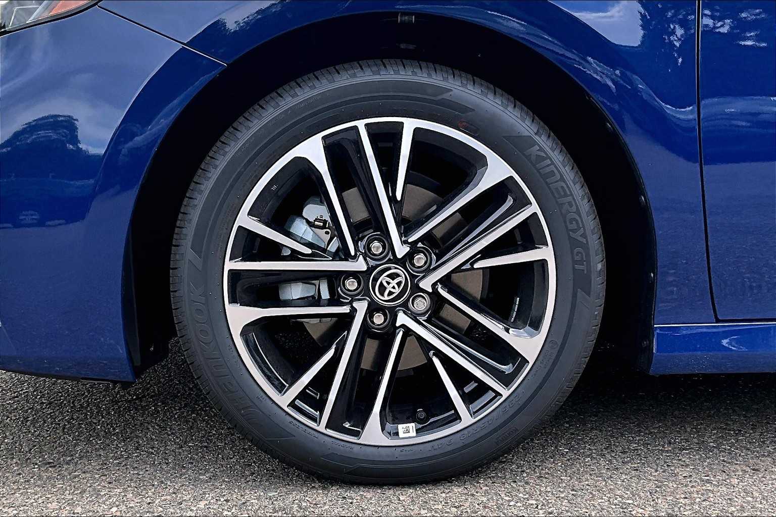new 2025 Toyota Camry car, priced at $35,584