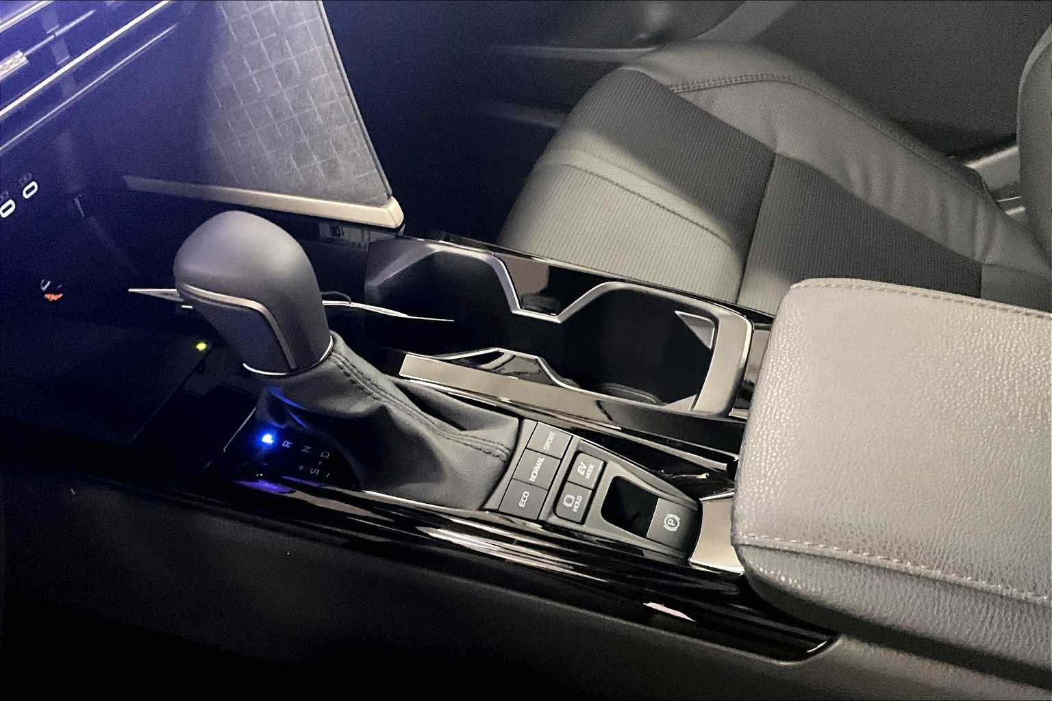 new 2025 Toyota Camry car, priced at $39,285