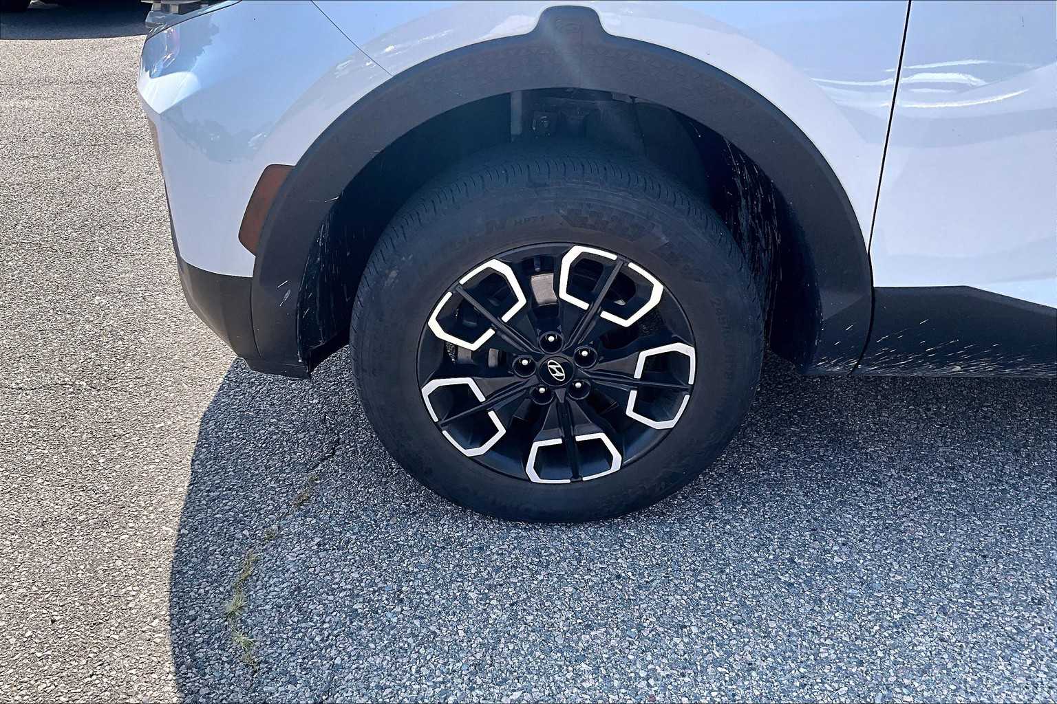 used 2022 Hyundai Santa Cruz car, priced at $26,997