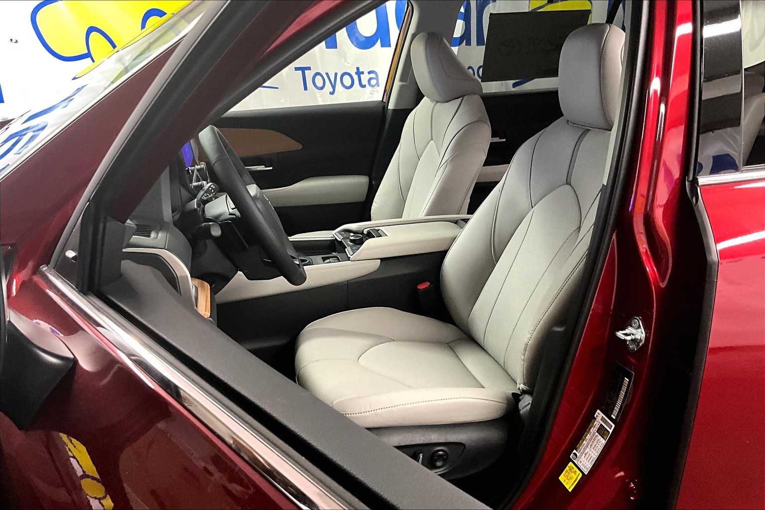 new 2025 Toyota Grand Highlander car, priced at $53,902
