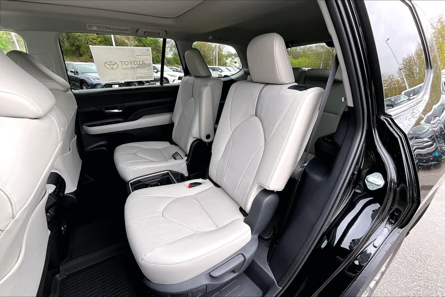 new 2024 Toyota Grand Highlander car, priced at $51,928