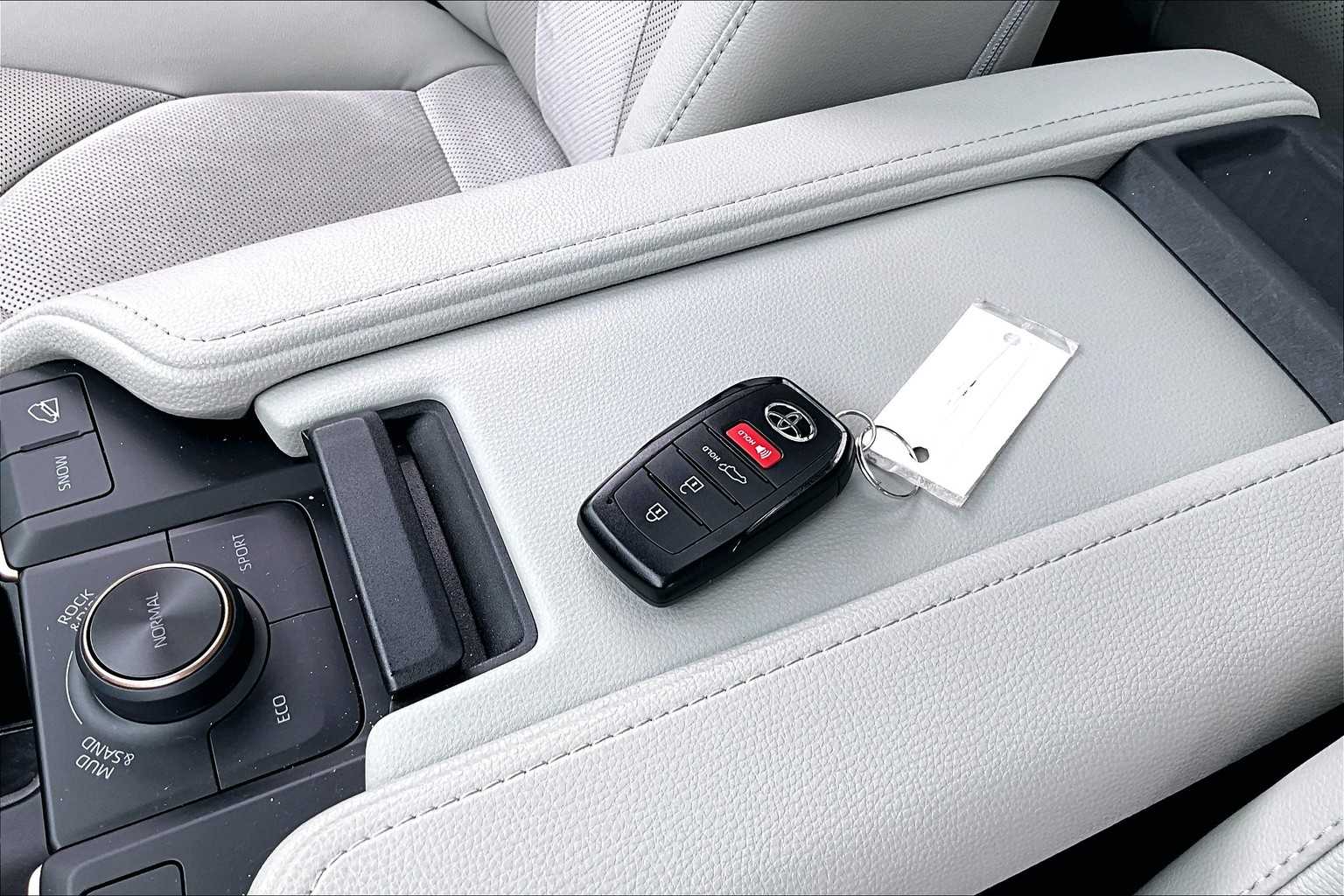 used 2024 Toyota Grand Highlander car, priced at $58,232