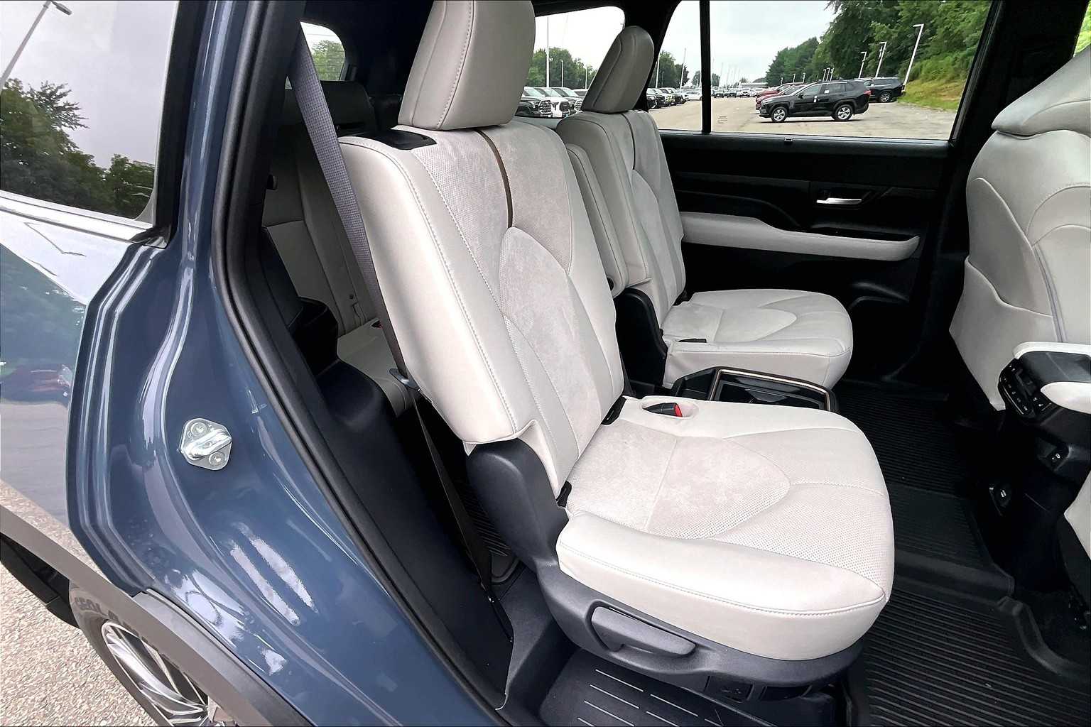 used 2024 Toyota Grand Highlander car, priced at $58,232