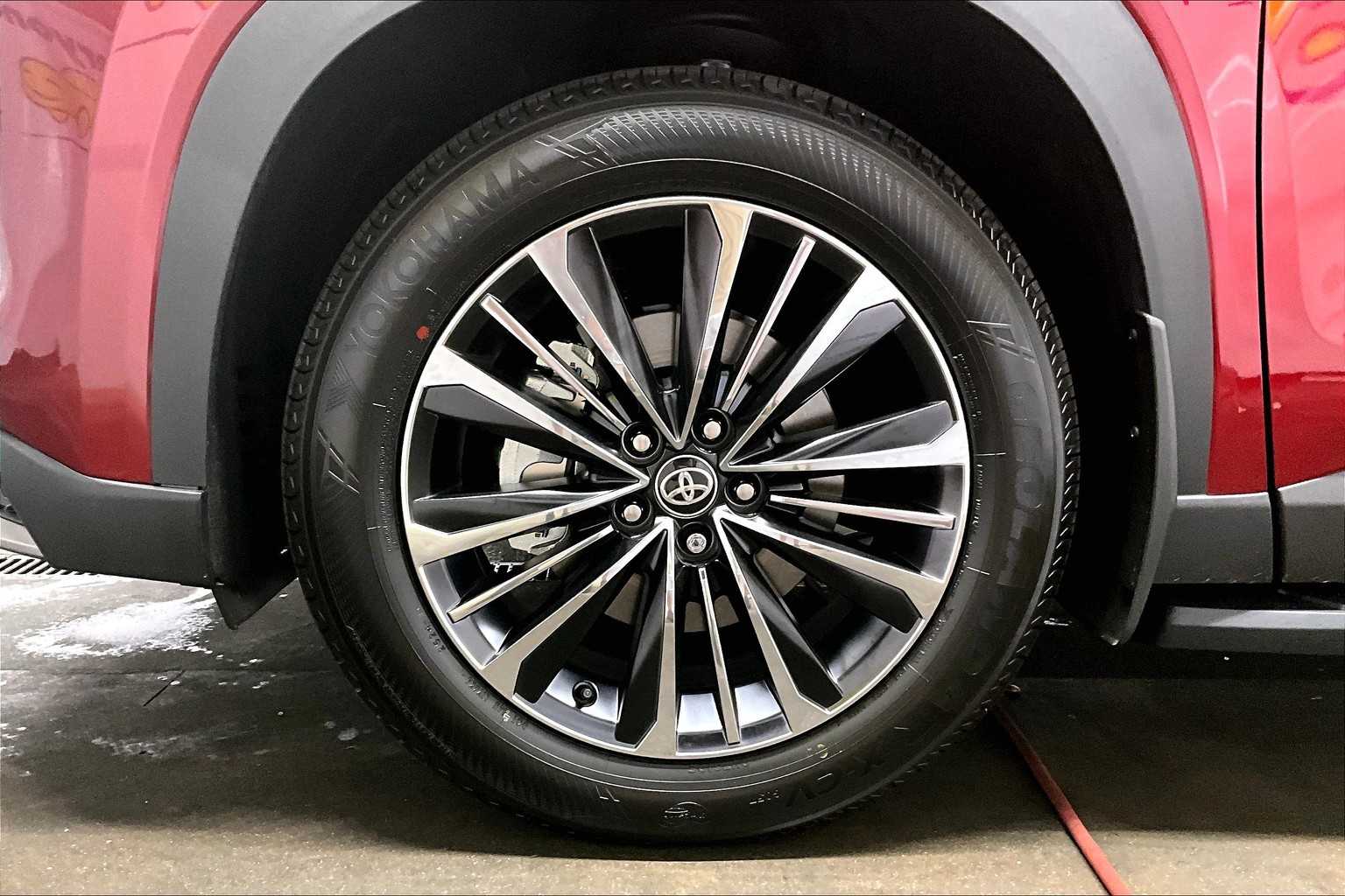 new 2025 Toyota Grand Highlander car, priced at $56,998