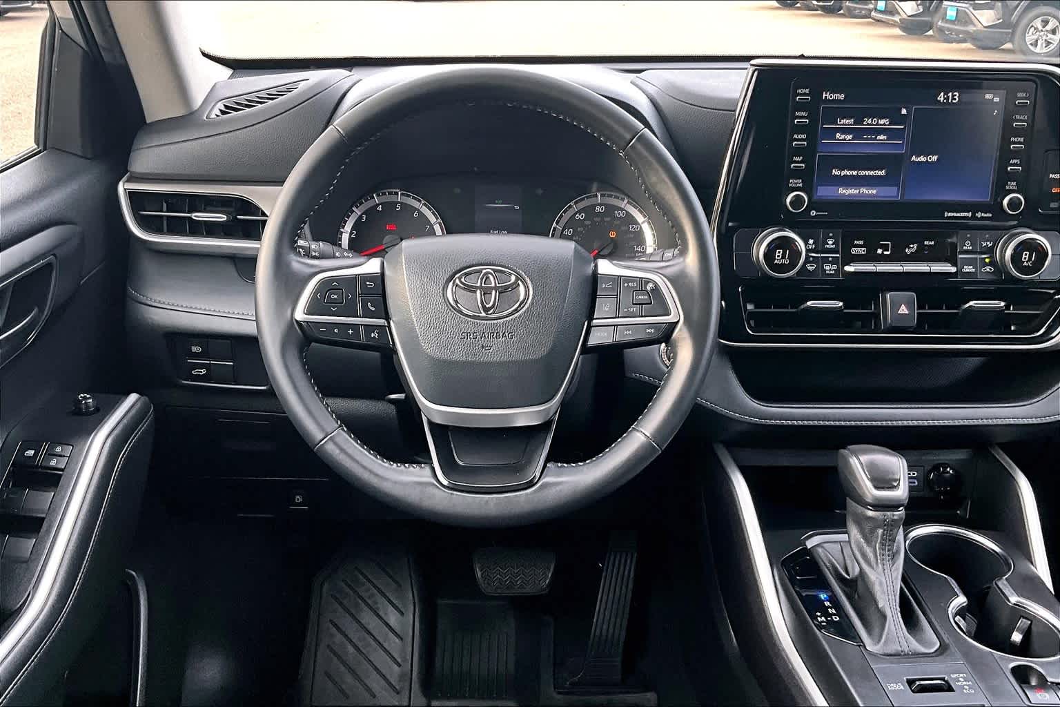 used 2022 Toyota Highlander car, priced at $31,277