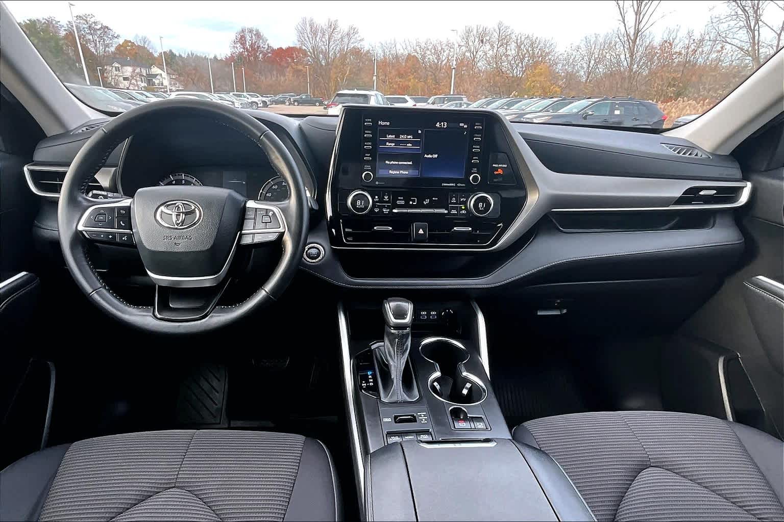 used 2022 Toyota Highlander car, priced at $31,277