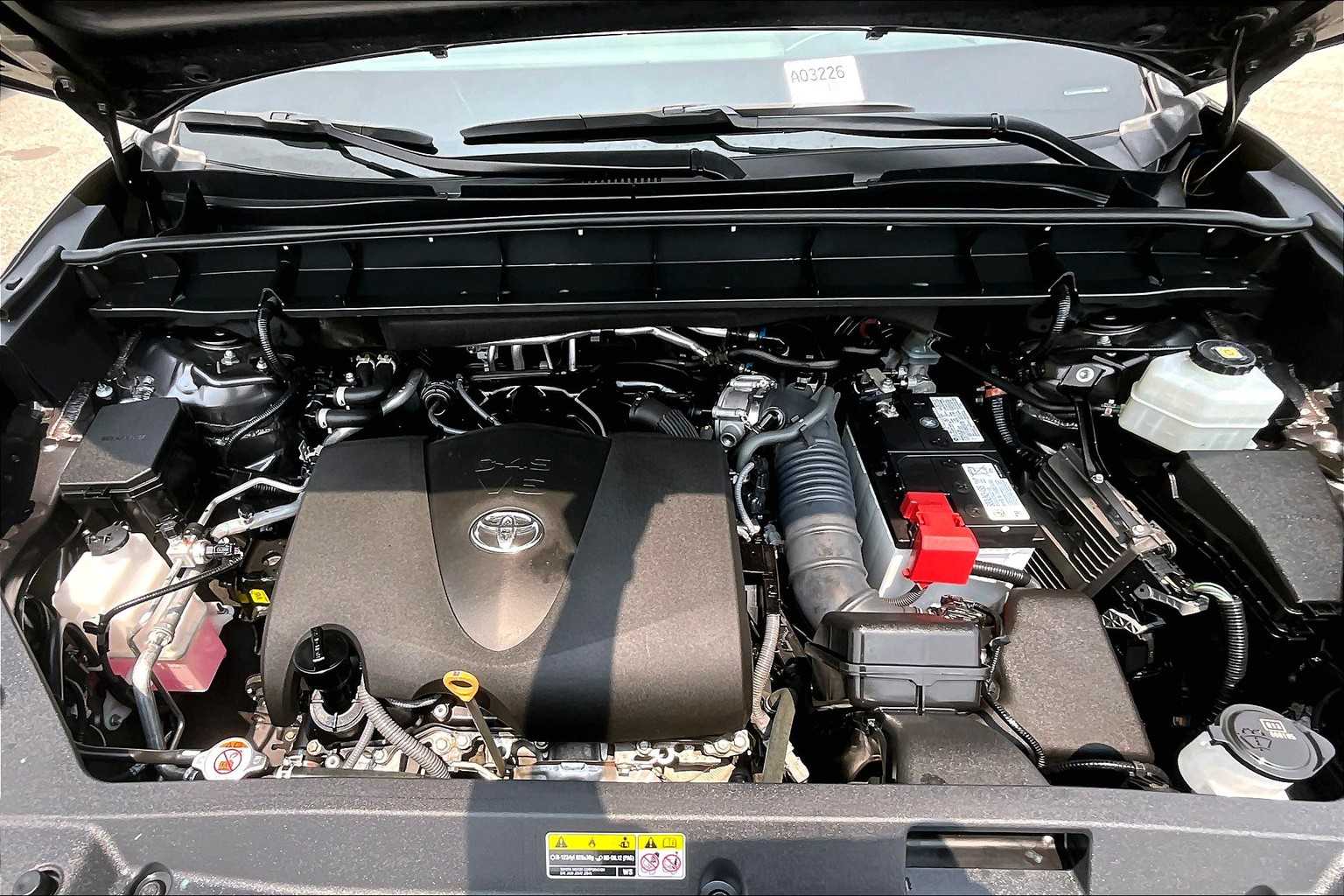 used 2022 Toyota Highlander car, priced at $33,788