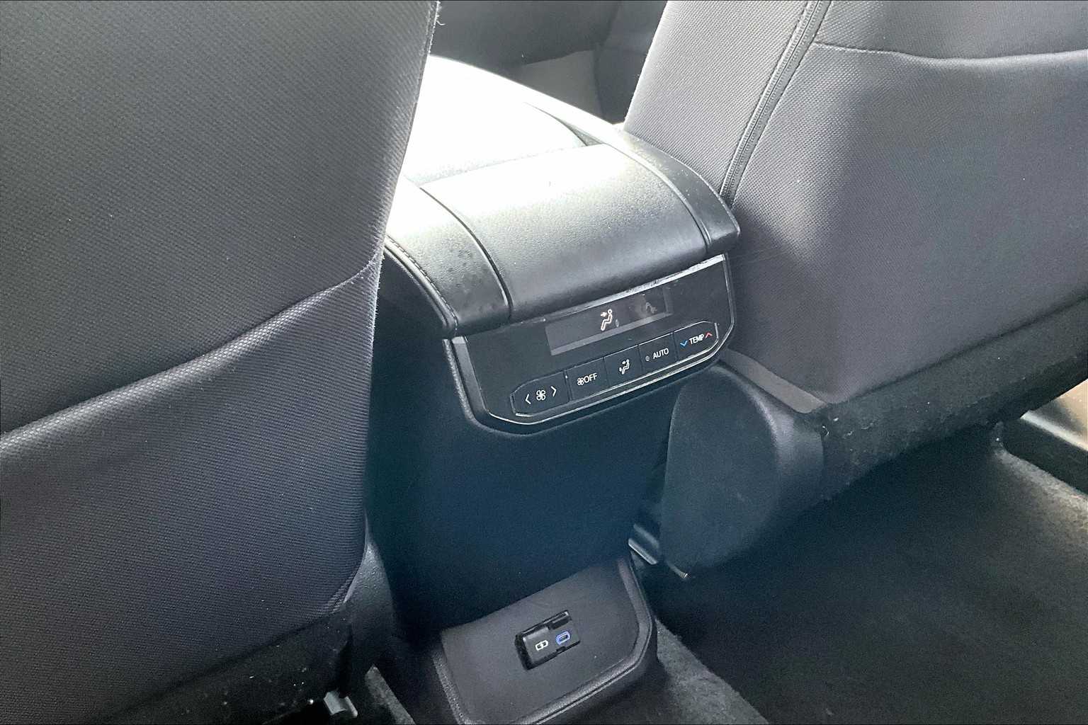 used 2022 Toyota Highlander car, priced at $33,788