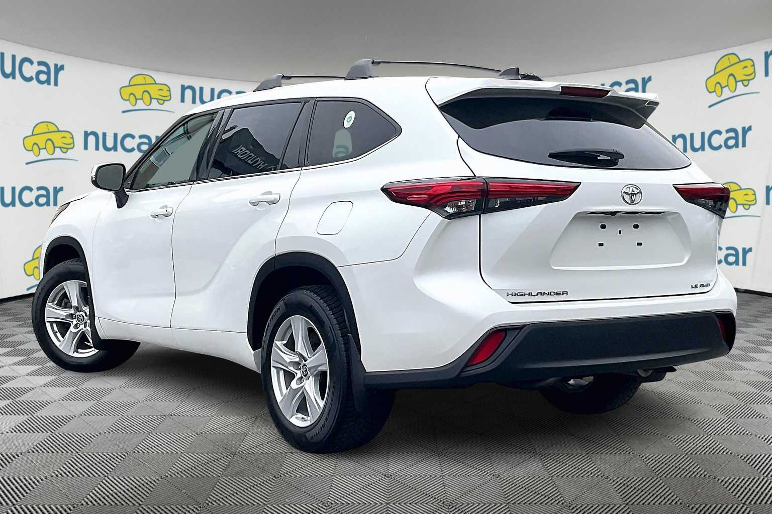 used 2022 Toyota Highlander car, priced at $31,777