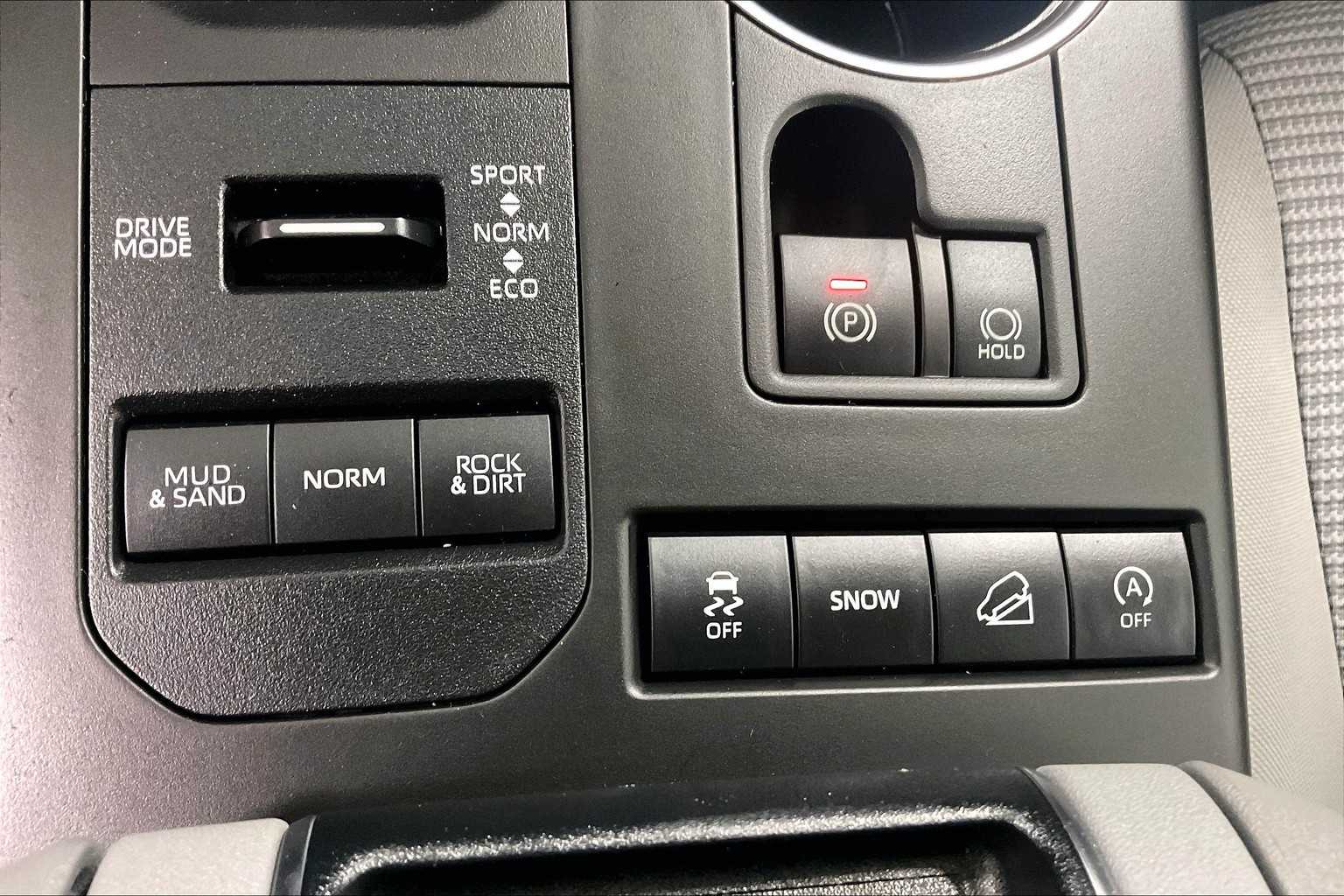 used 2022 Toyota Highlander car, priced at $31,777