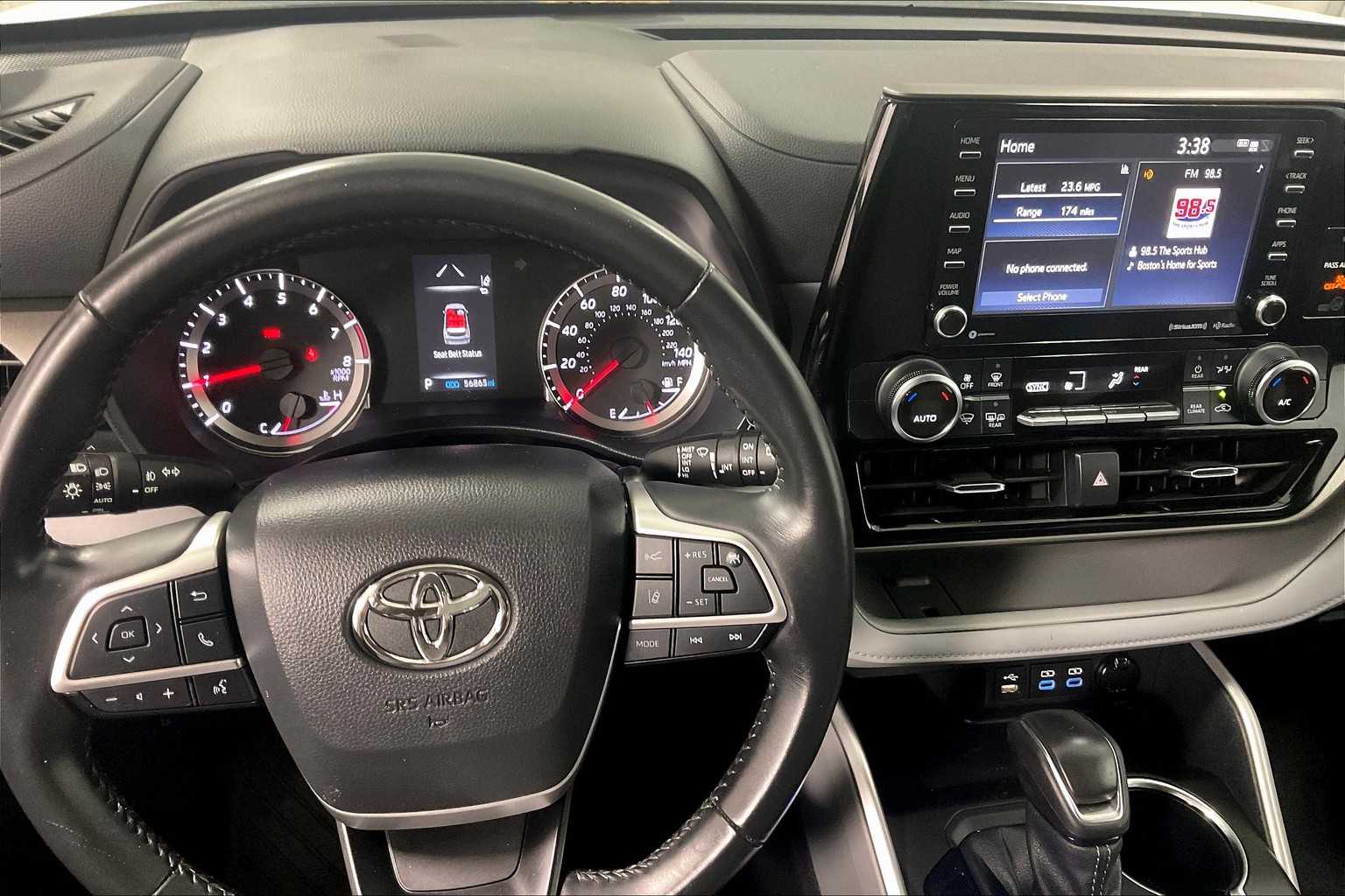 used 2022 Toyota Highlander car, priced at $31,777