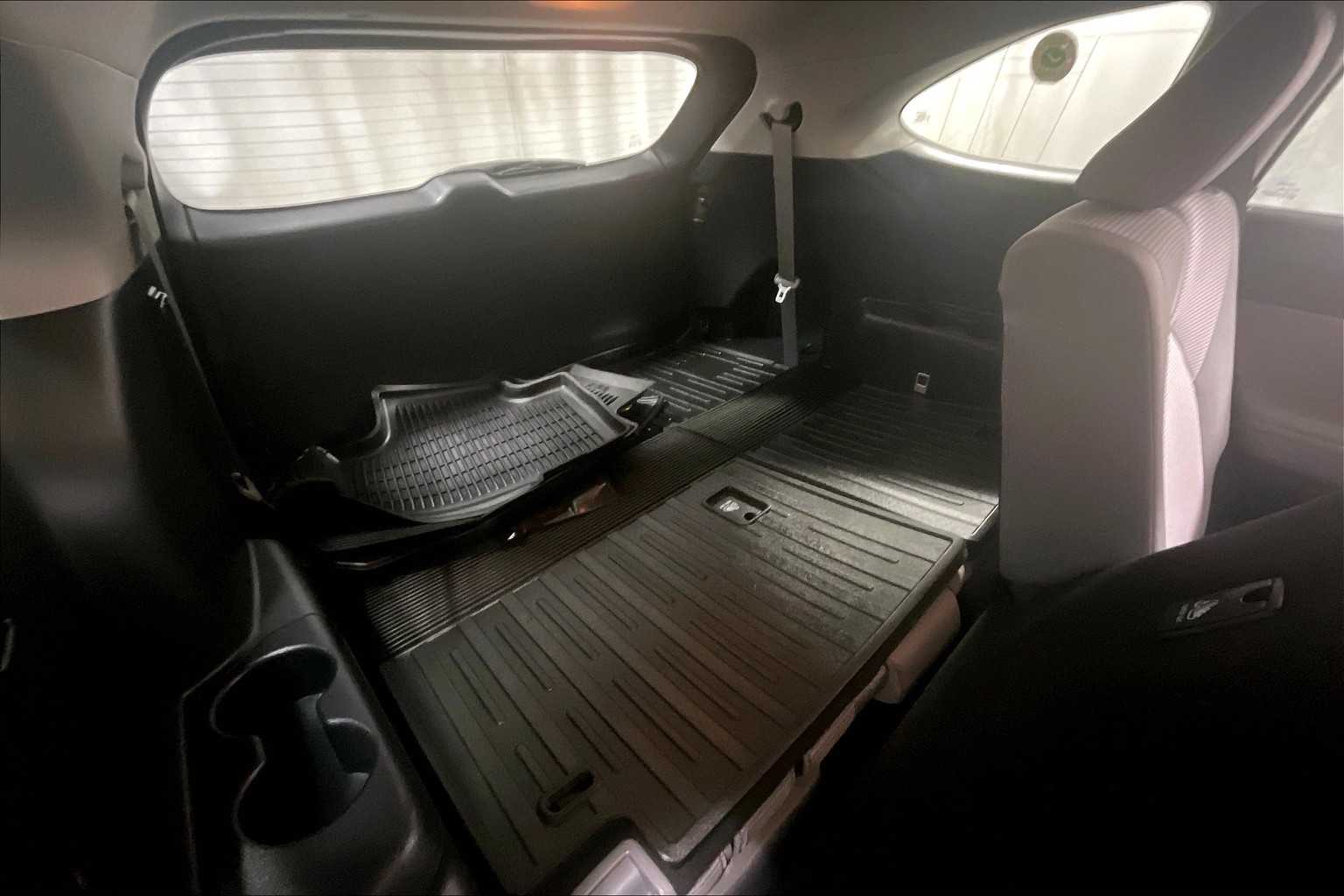 used 2022 Toyota Highlander car, priced at $31,777