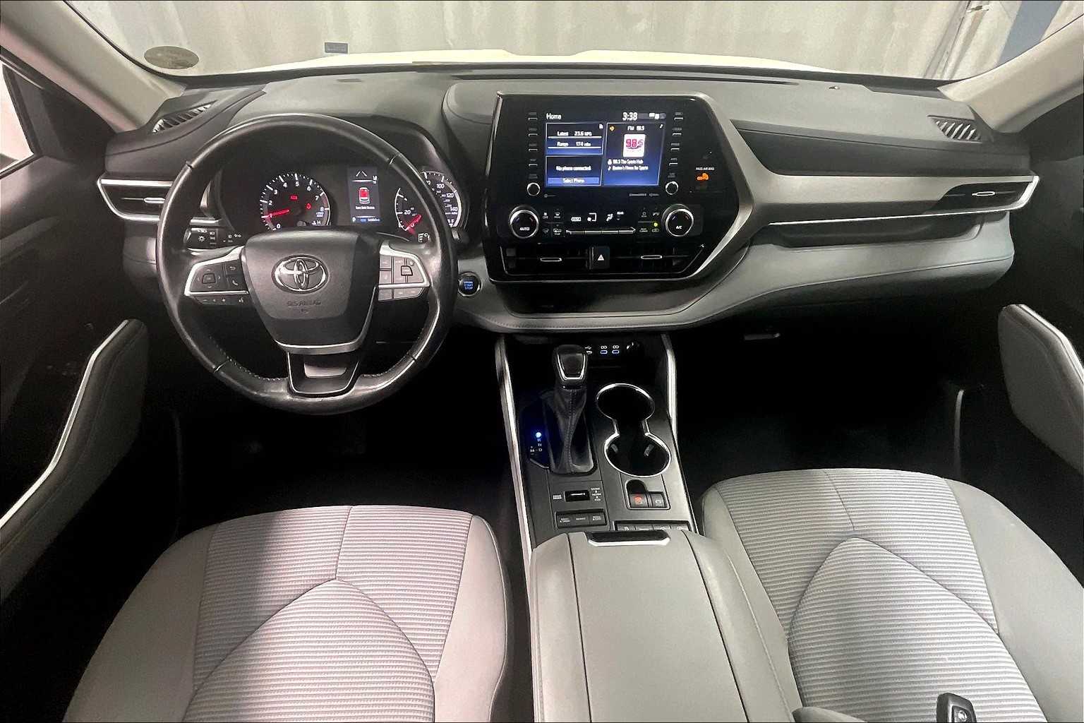 used 2022 Toyota Highlander car, priced at $31,777