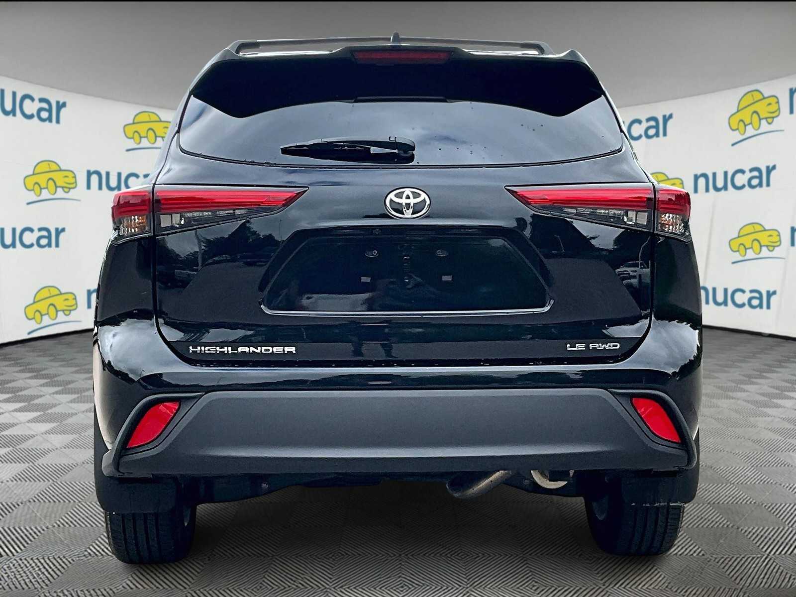 used 2022 Toyota Highlander car, priced at $32,987