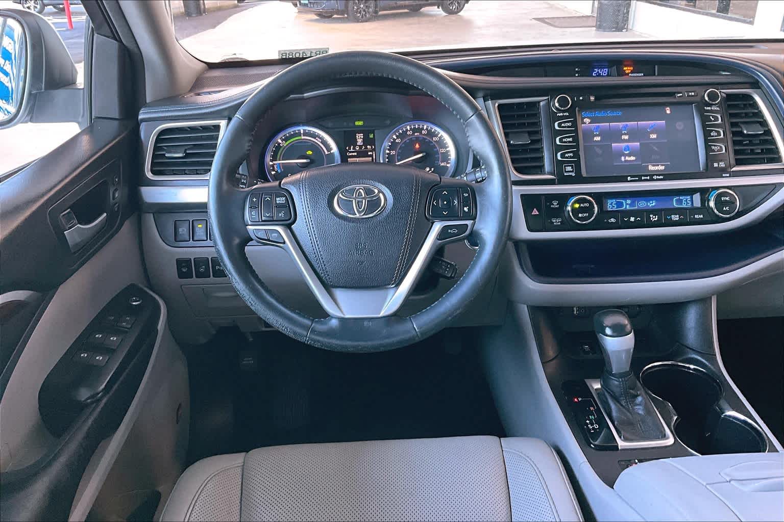 used 2016 Toyota Highlander Hybrid car, priced at $24,988