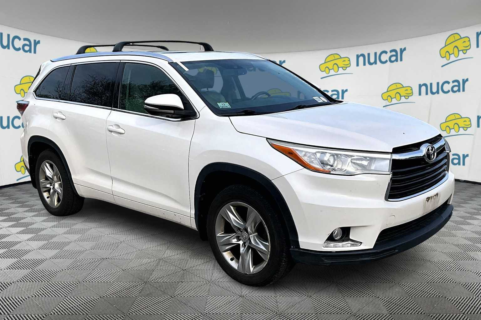 used 2015 Toyota Highlander car, priced at $19,588
