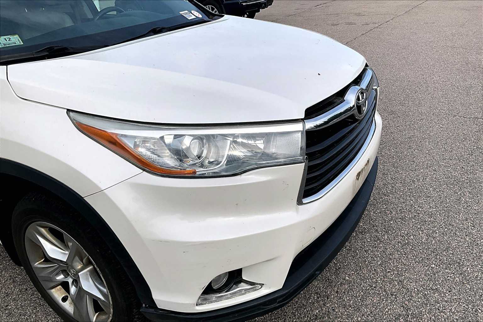 used 2015 Toyota Highlander car, priced at $19,588