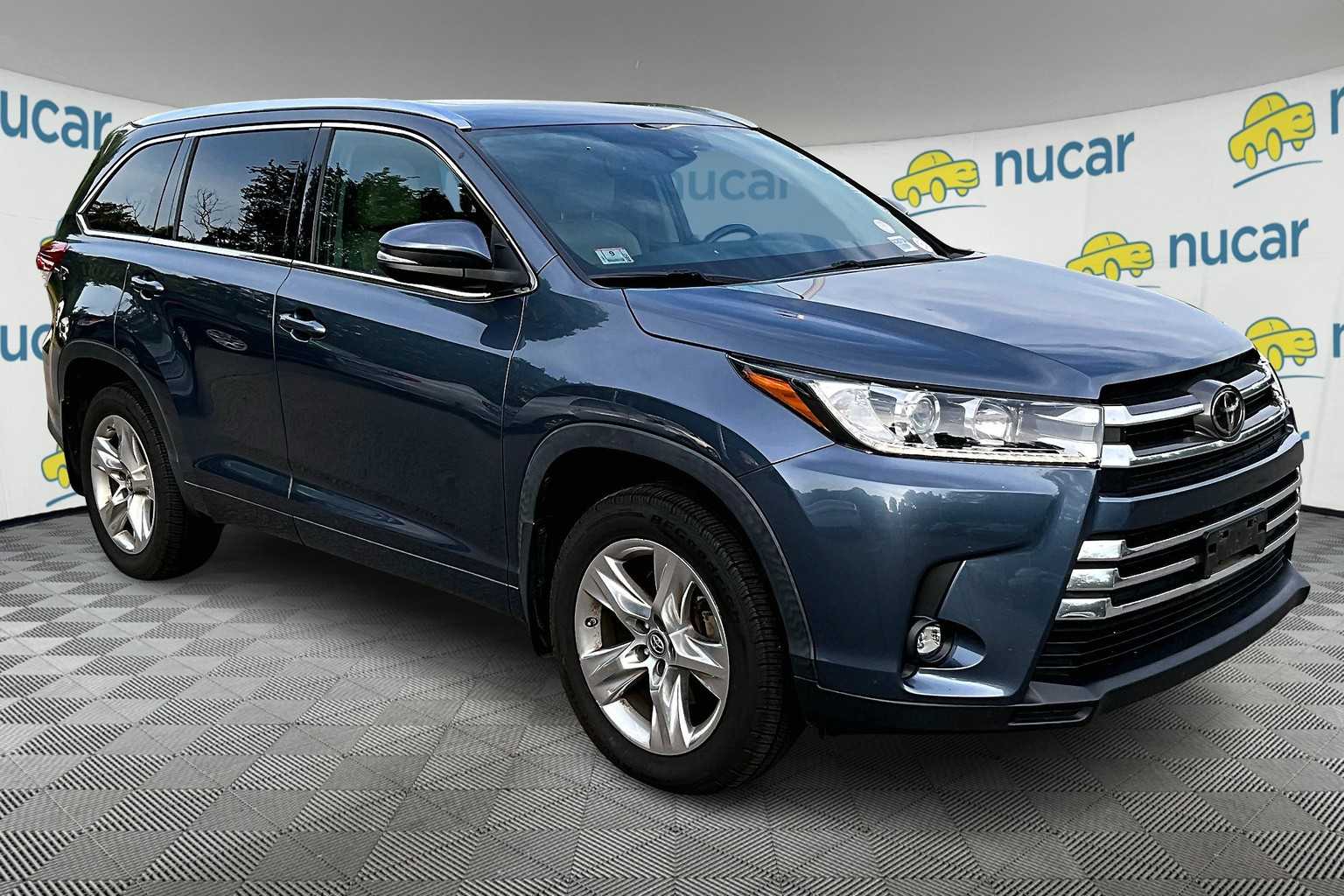 used 2019 Toyota Highlander car, priced at $26,978