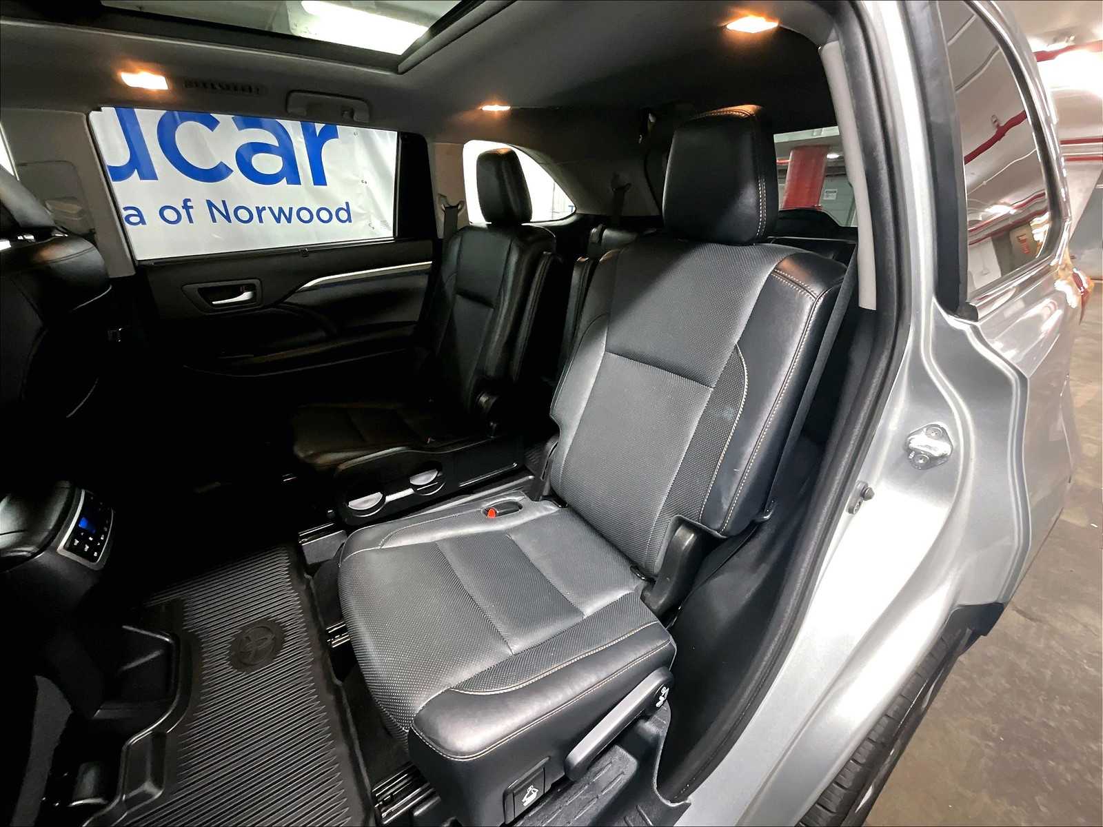 used 2019 Toyota Highlander car, priced at $29,888