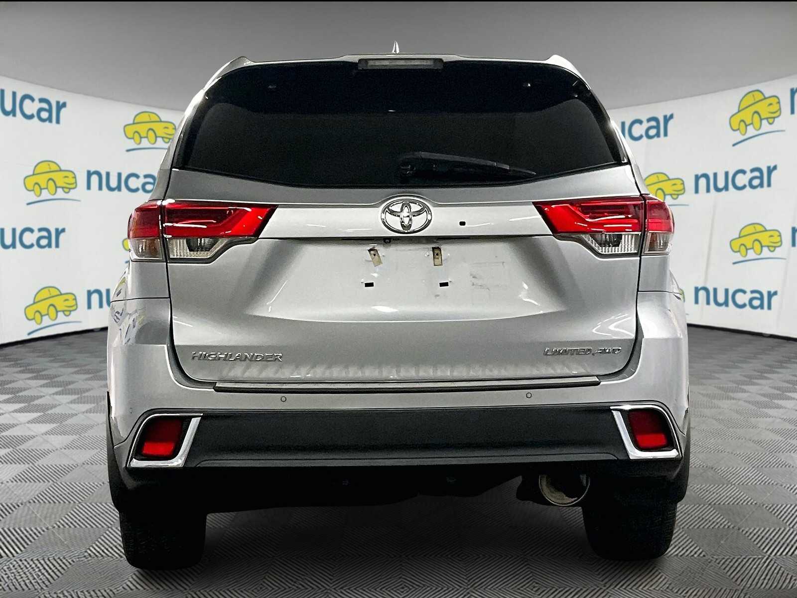 used 2019 Toyota Highlander car, priced at $29,888