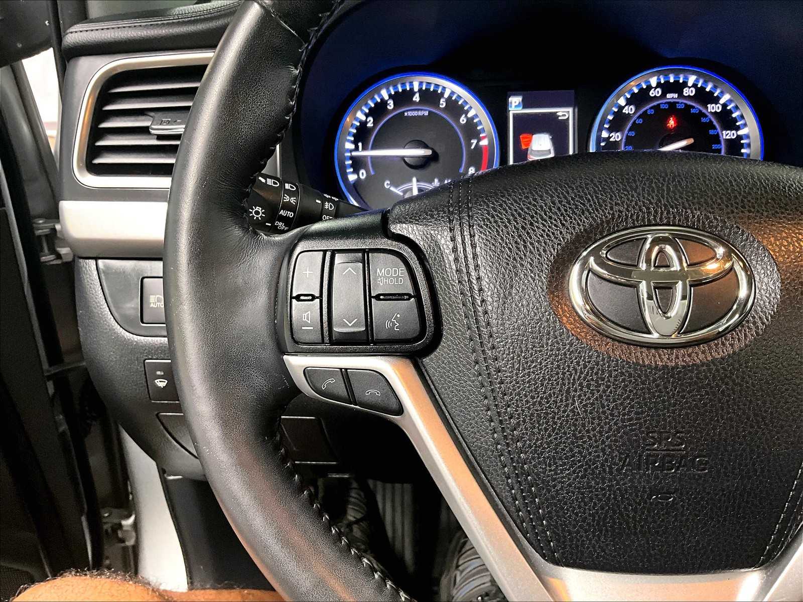 used 2019 Toyota Highlander car, priced at $29,888