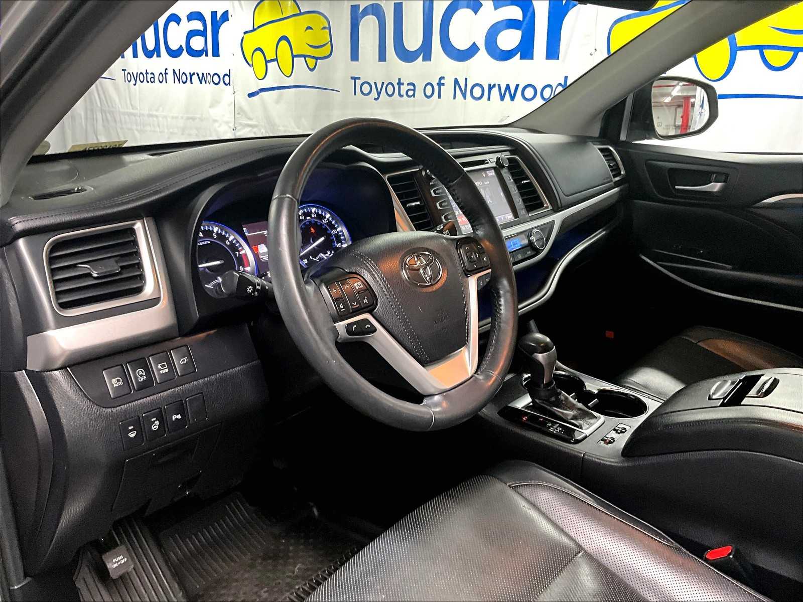 used 2019 Toyota Highlander car, priced at $29,888