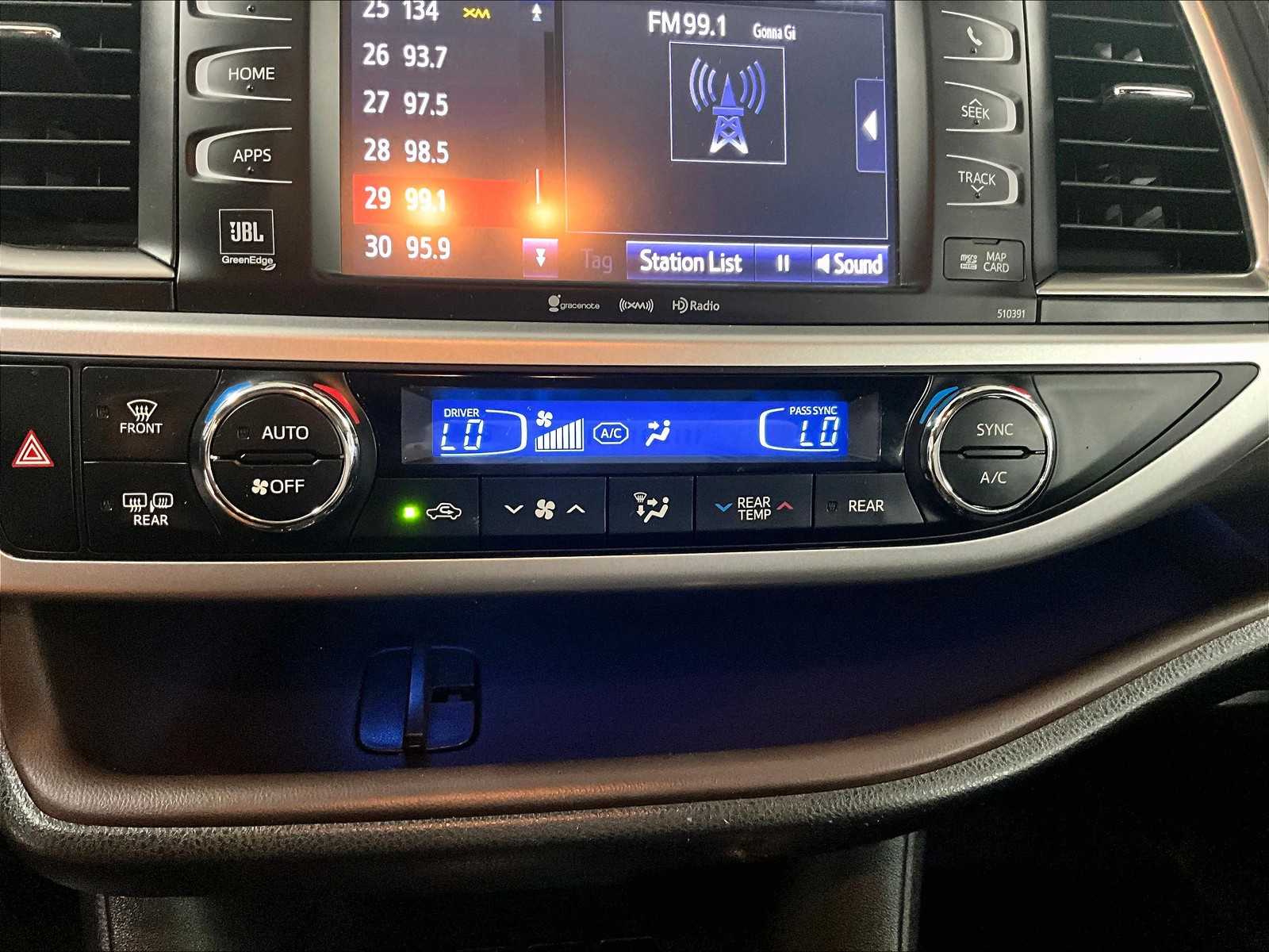 used 2019 Toyota Highlander car, priced at $29,888