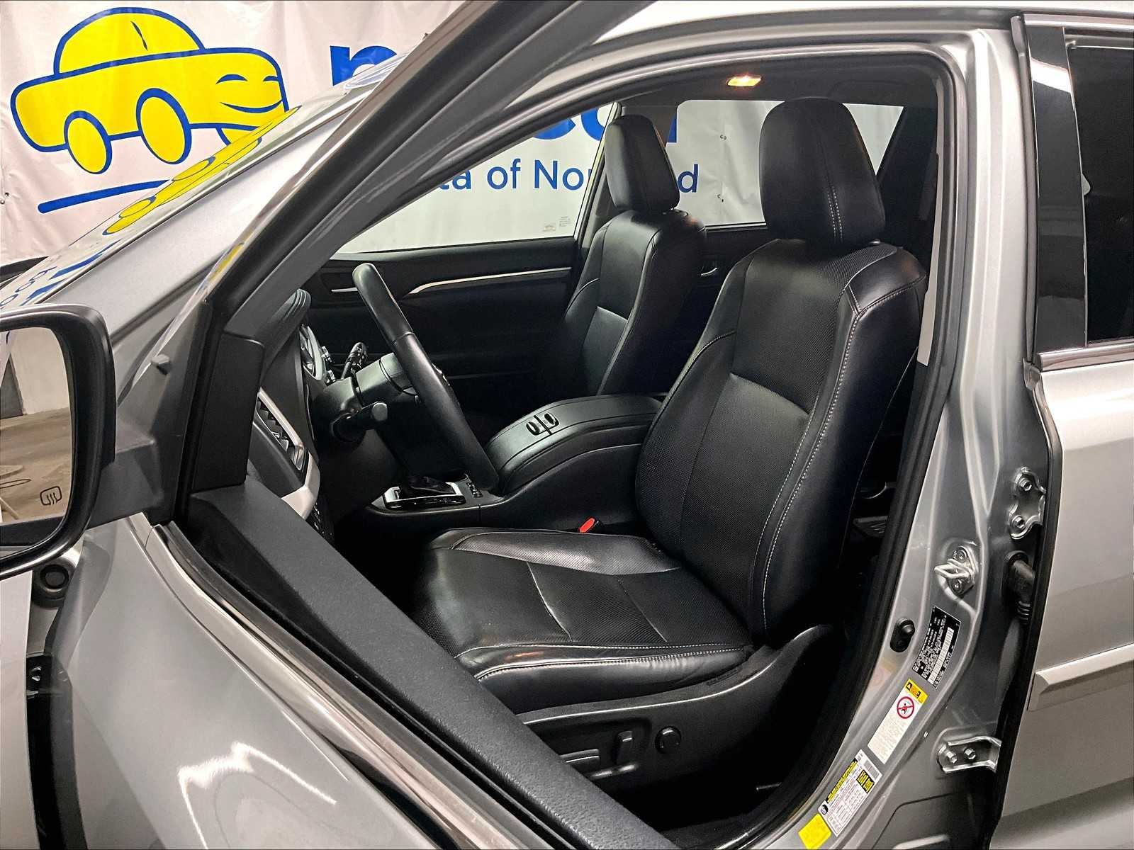 used 2019 Toyota Highlander car, priced at $29,888