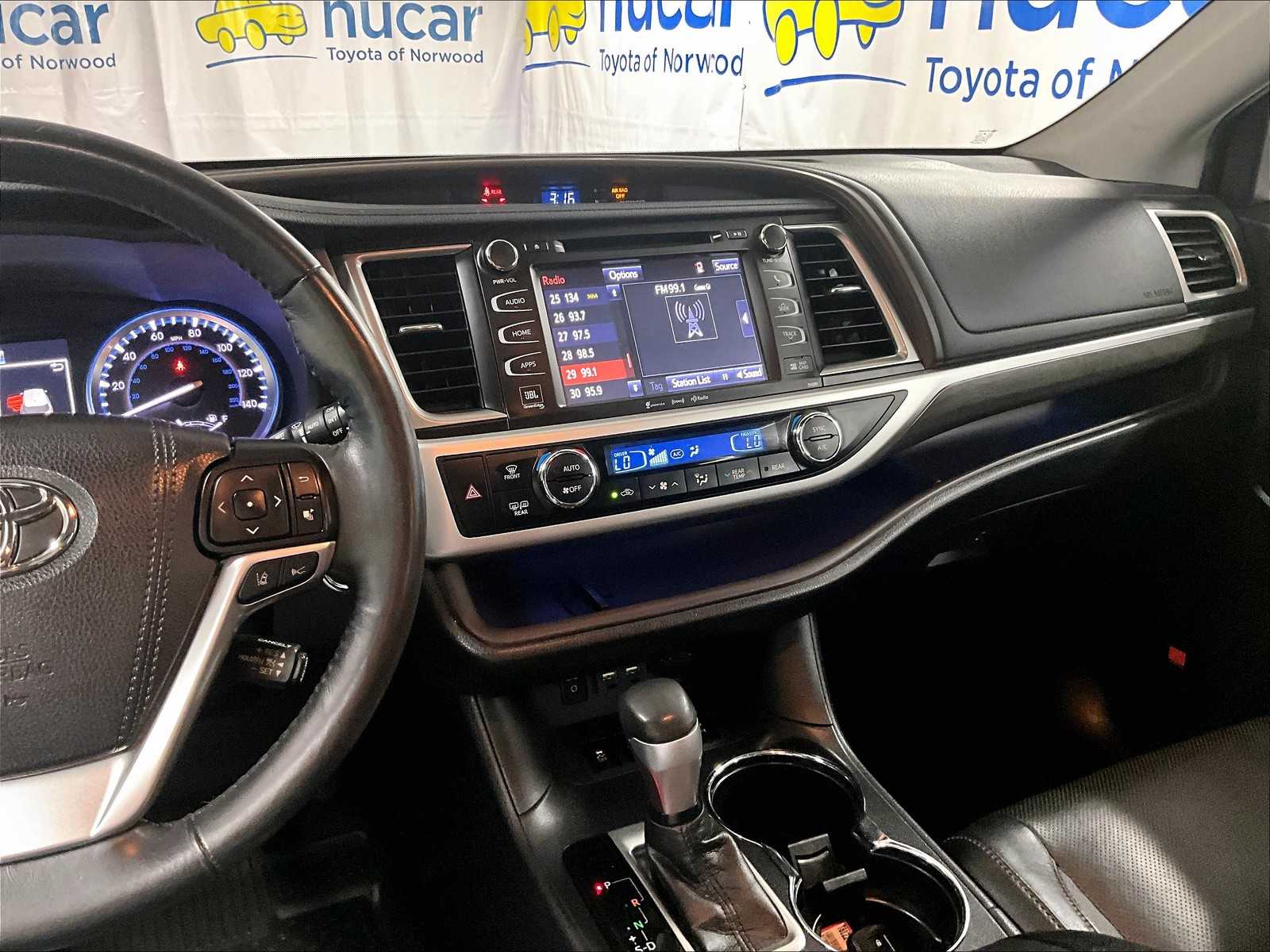 used 2019 Toyota Highlander car, priced at $29,888