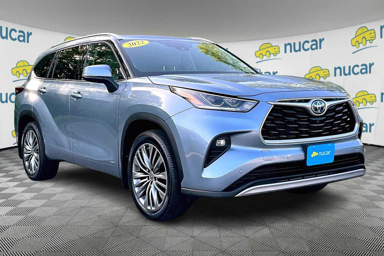 used 2022 Toyota Highlander car, priced at $40,272
