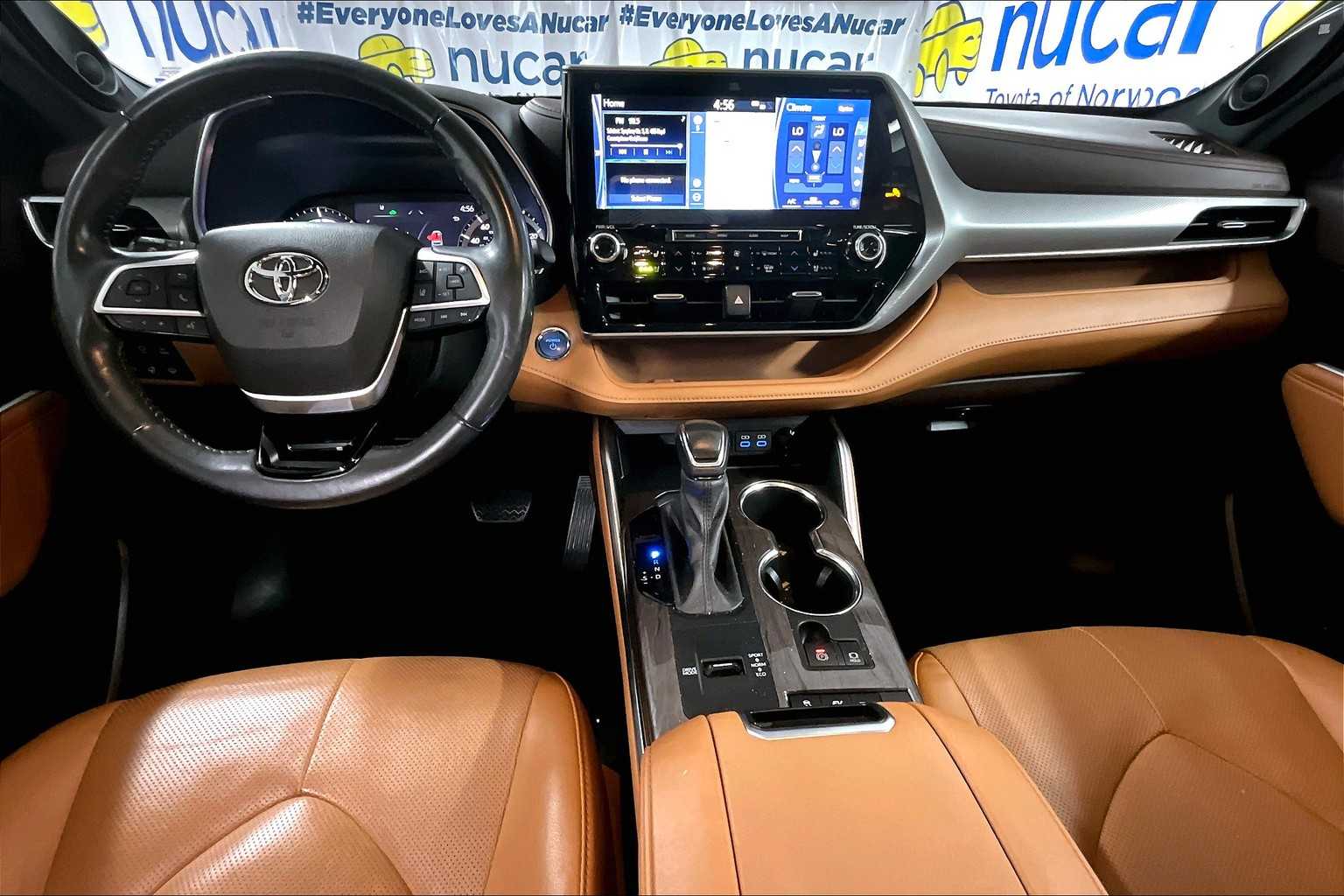 used 2022 Toyota Highlander car, priced at $41,622