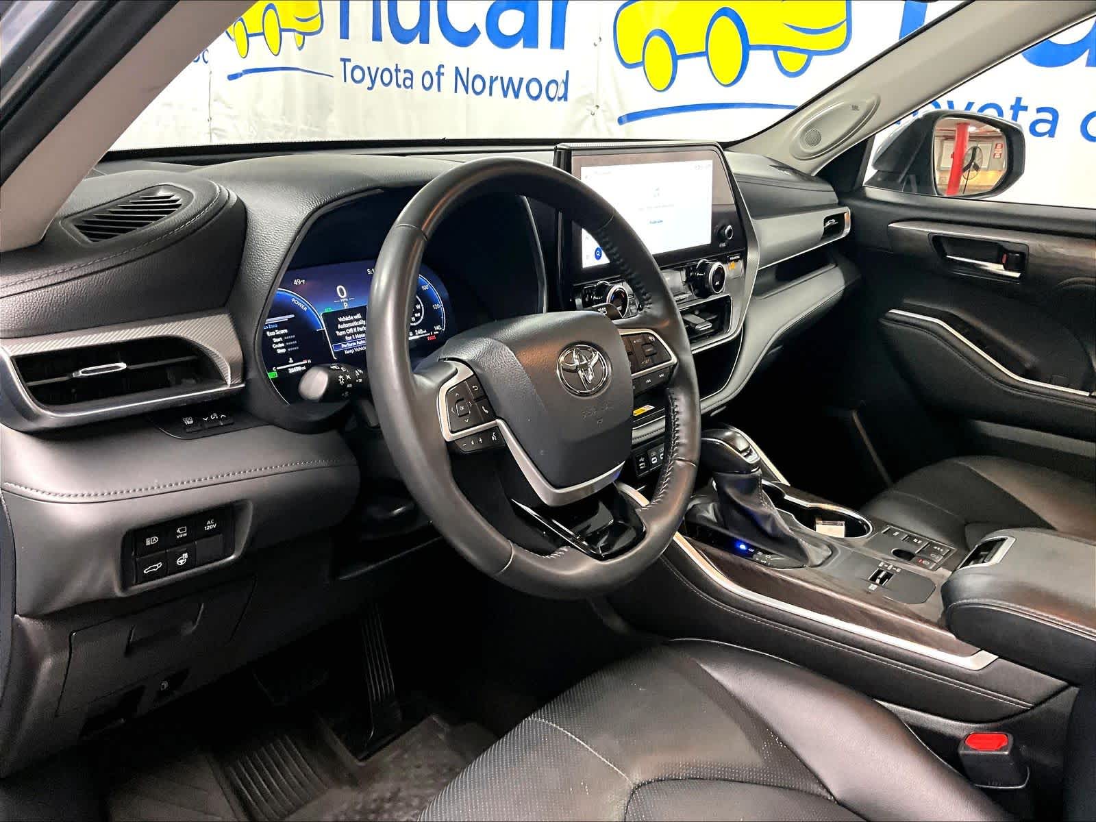 used 2024 Toyota Highlander car, priced at $49,271