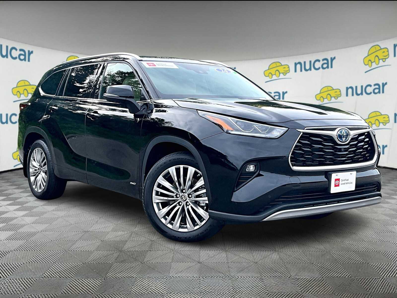 used 2024 Toyota Highlander car, priced at $50,988