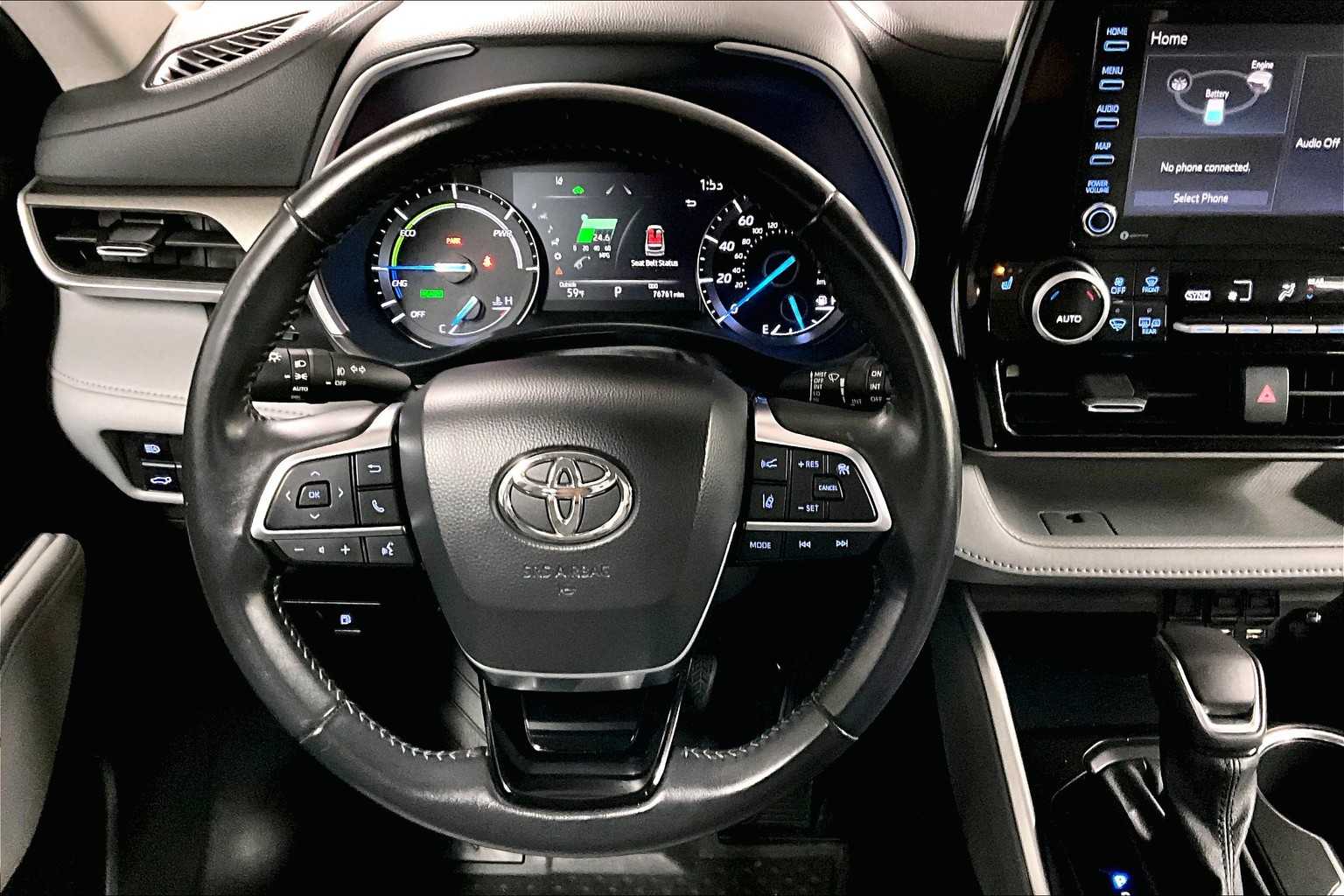 used 2020 Toyota Highlander car, priced at $30,898