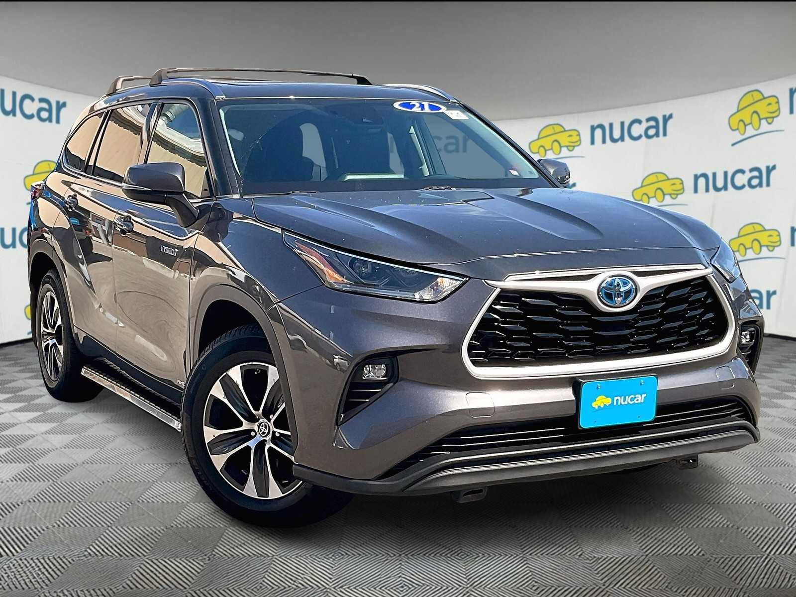 used 2021 Toyota Highlander car, priced at $35,488
